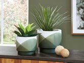 3 Brothers Decor - Ashley Furniture - Ardenridge Planter (Set of 2) - Planter Set (Set of 2) - A2000579