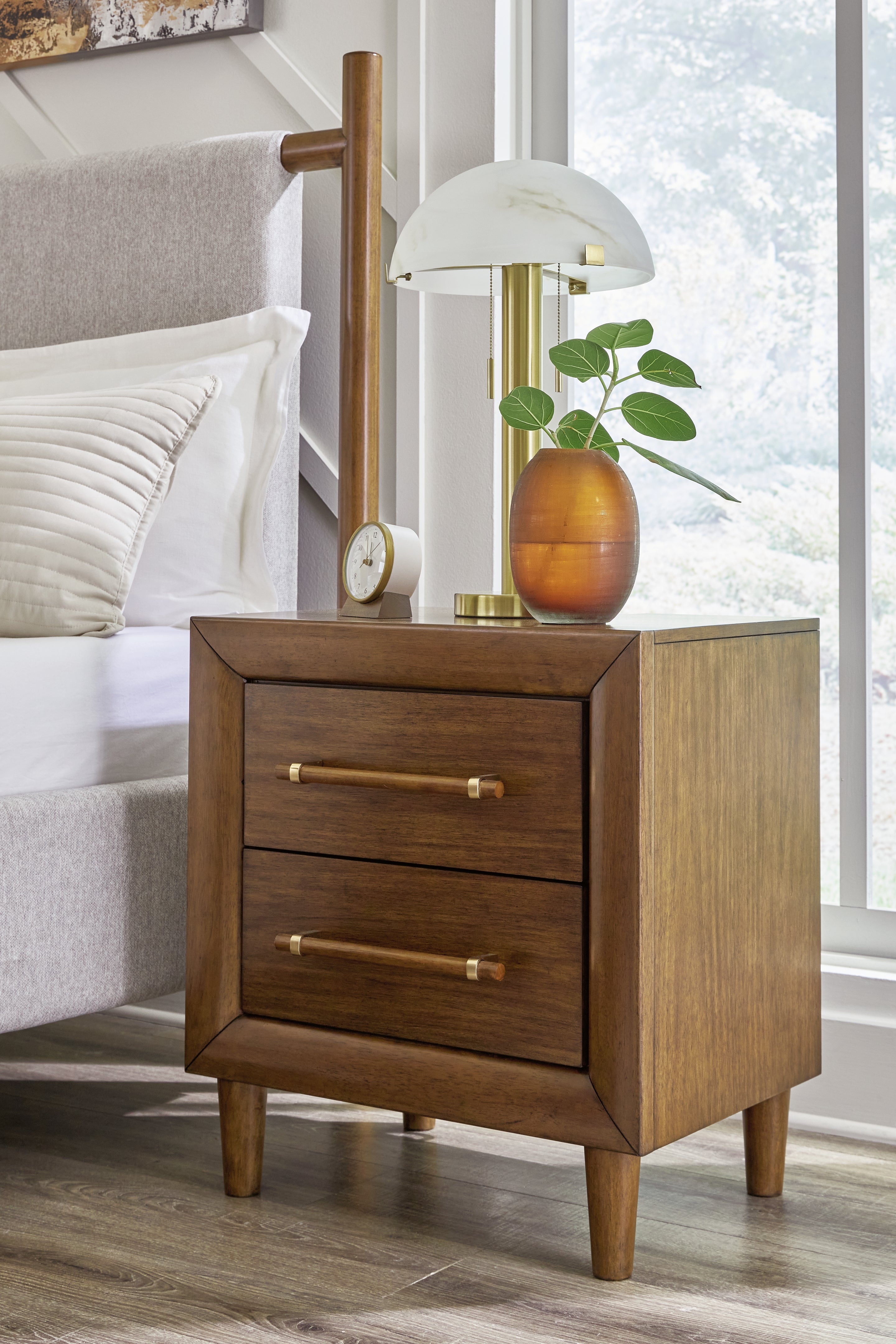 3 Brothers Decor - Ashley Furniture - Lyncott Bedroom - Two Drawer Night Stand - B615-92