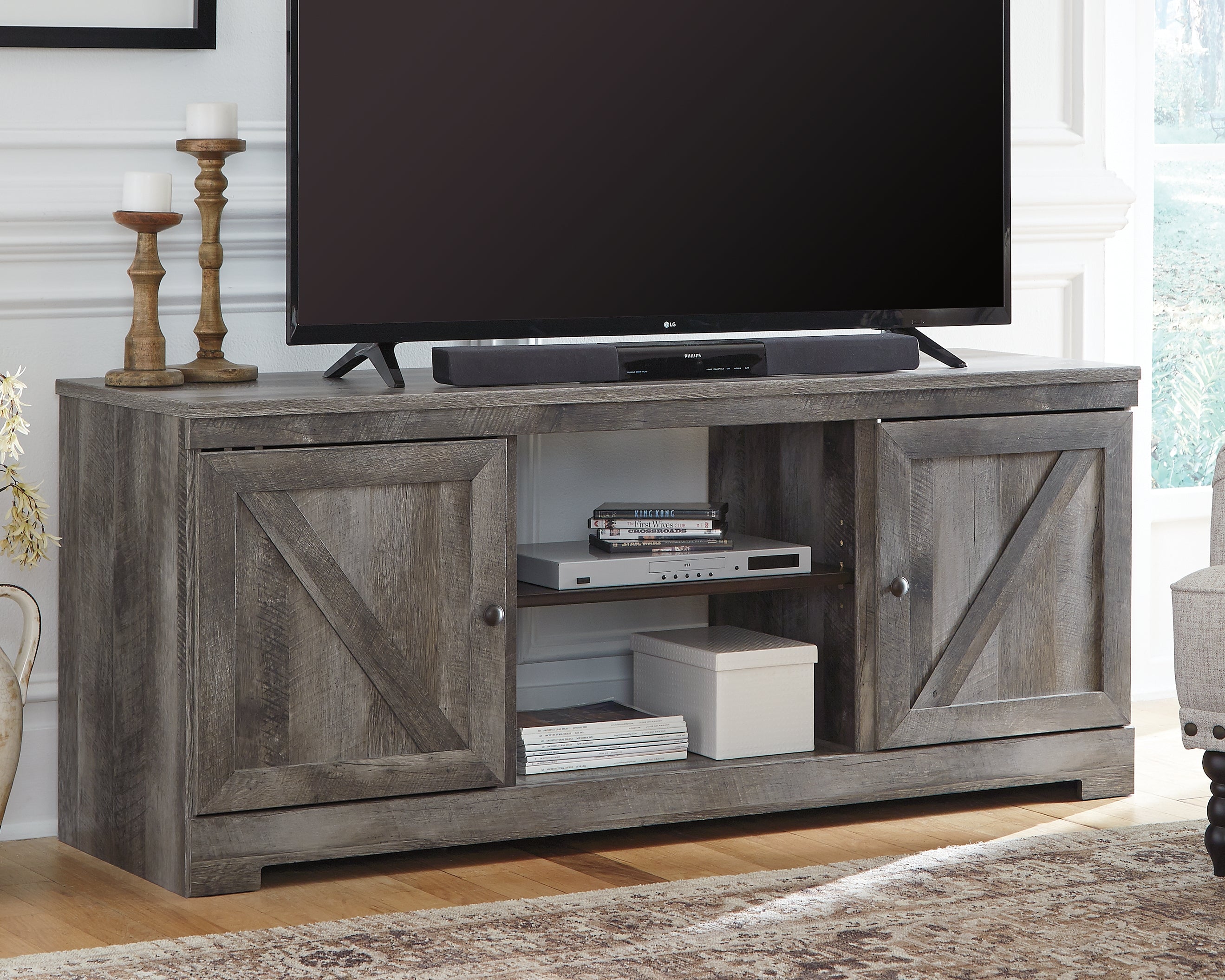3 Brothers Decor - Ashley Furniture - Wynnlow TV Stand - 63" - W440-68