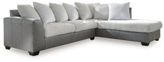 Clairette Court Sectional