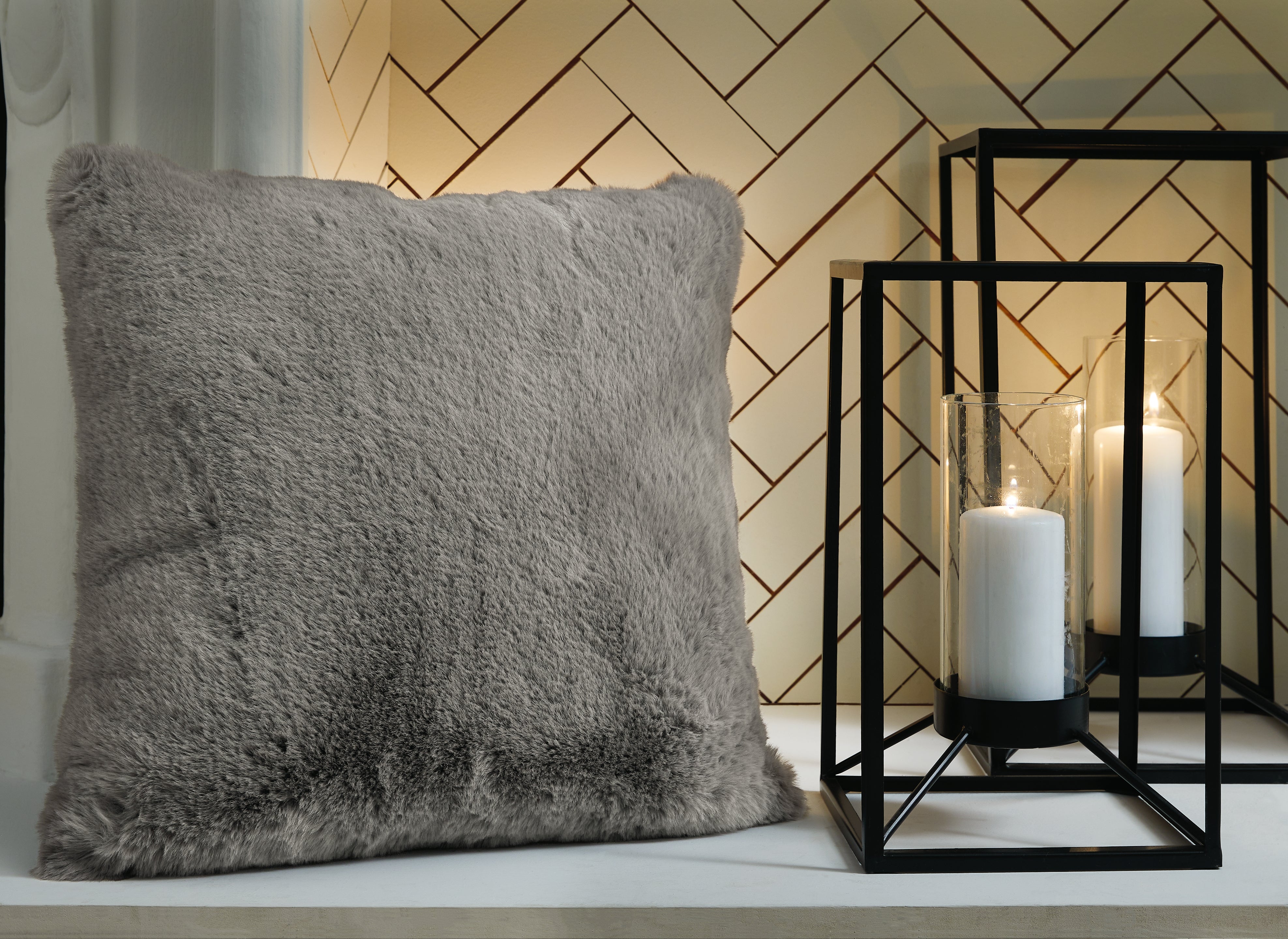 3 Brothers Decor - Ashley Furniture - Gariland Pillows - Pillow / Gray - A1000868P