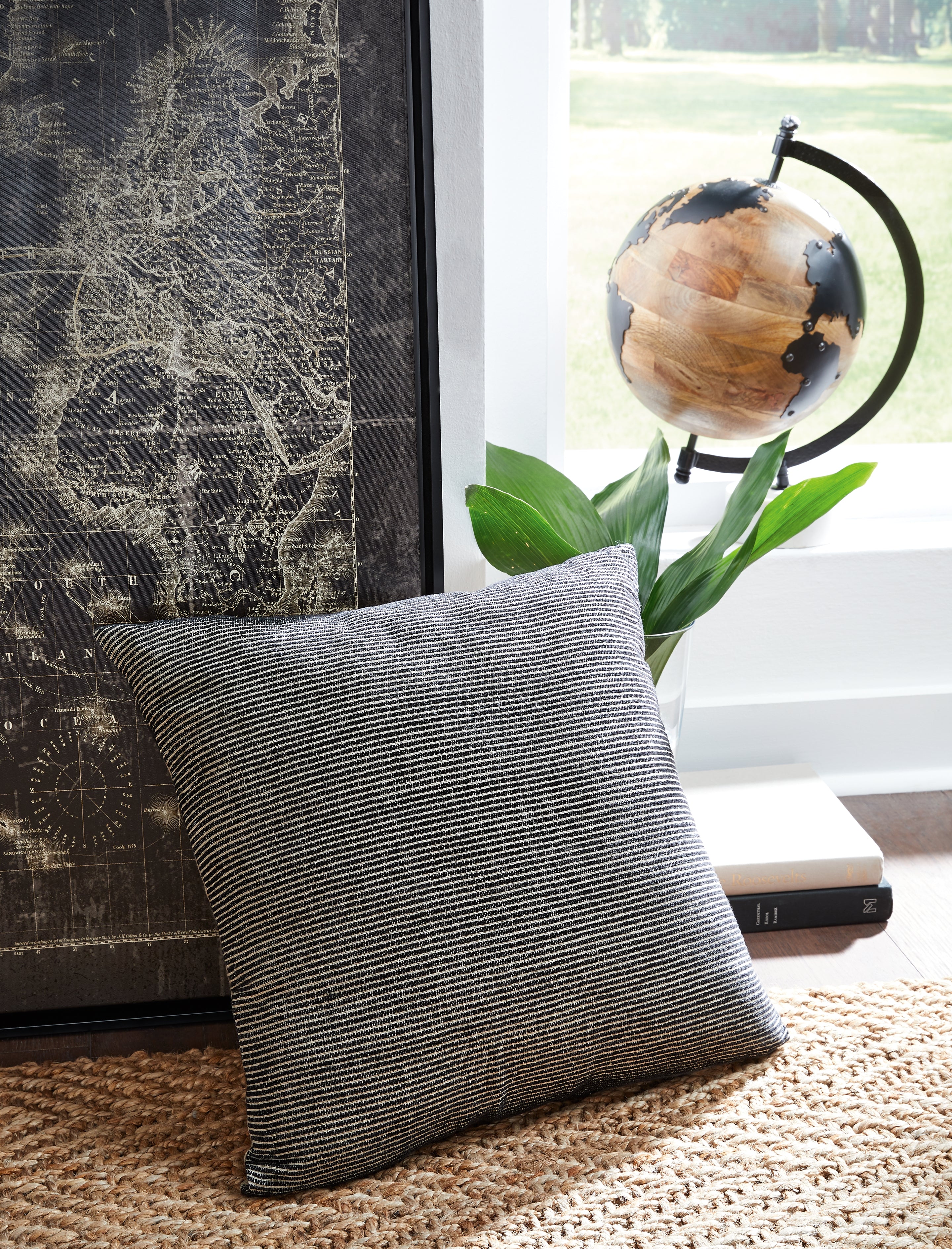 3 Brothers Decor - Ashley Furniture - Edelmont Pillows - Pillow / Black/Linen - A1000962P