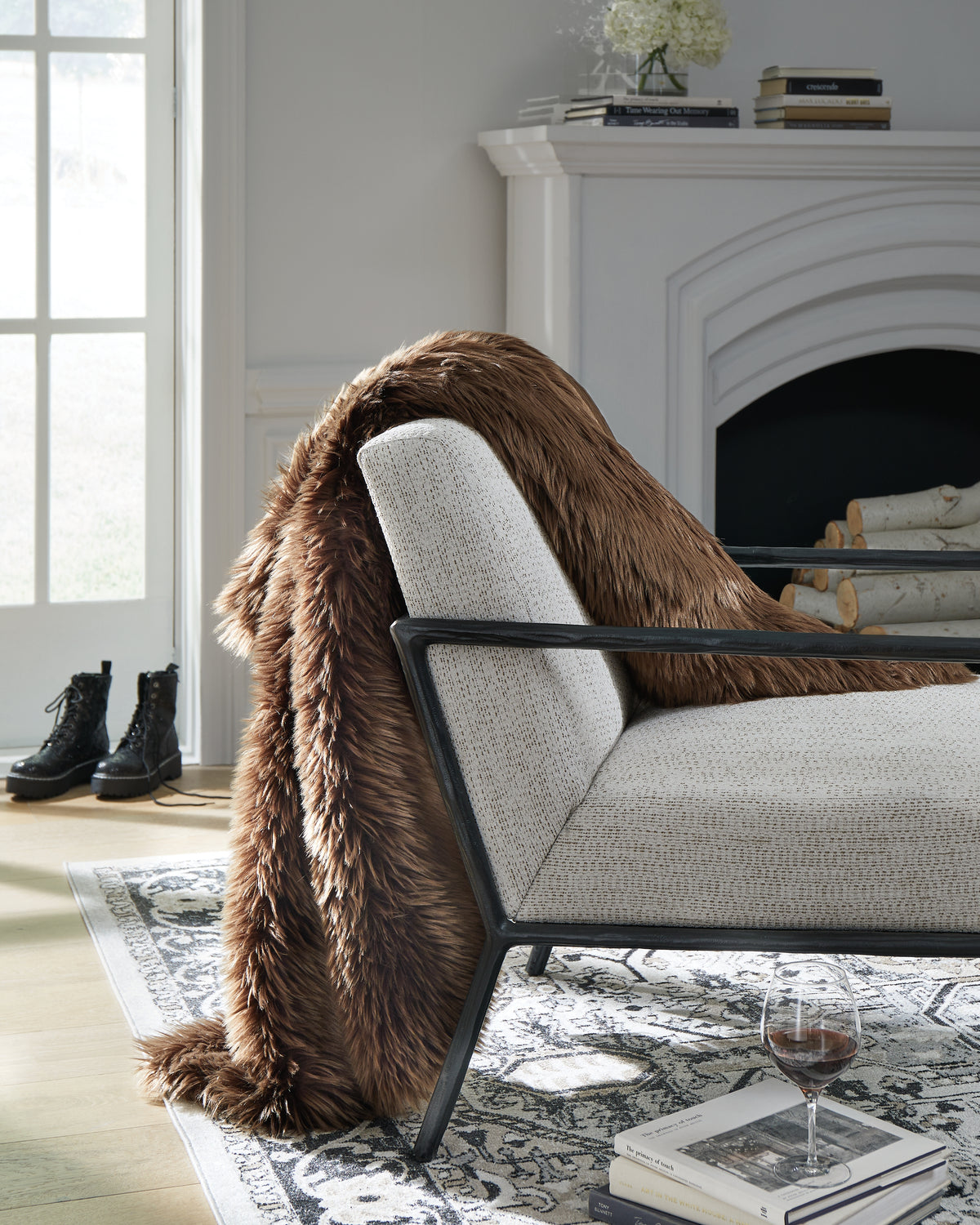 3 Brothers Decor - Ashley Furniture - Bellethrone Throw (Set of 3) - Throw (3/CS) / Brown - A1000987