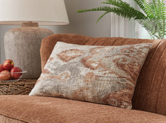 3 Brothers Decor - Ashley Furniture - Aprover Pillows - Pillow (4/CS) / Rust/Gray/White - A1001040