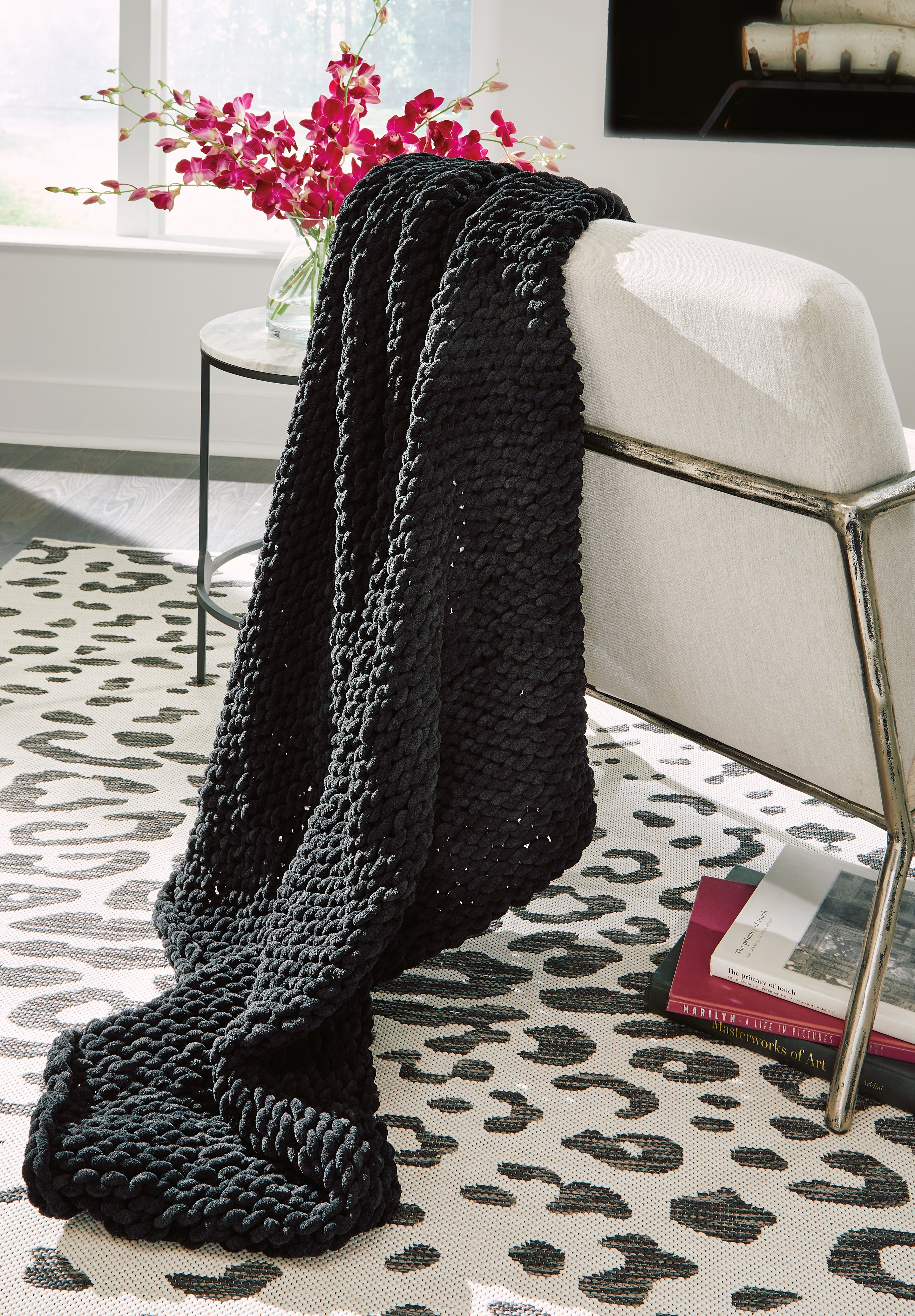 3 Brothers Decor - Ashley Furniture - Chaddon Throw (Set of 3) - Throw (3/CS) / Black - A1001061