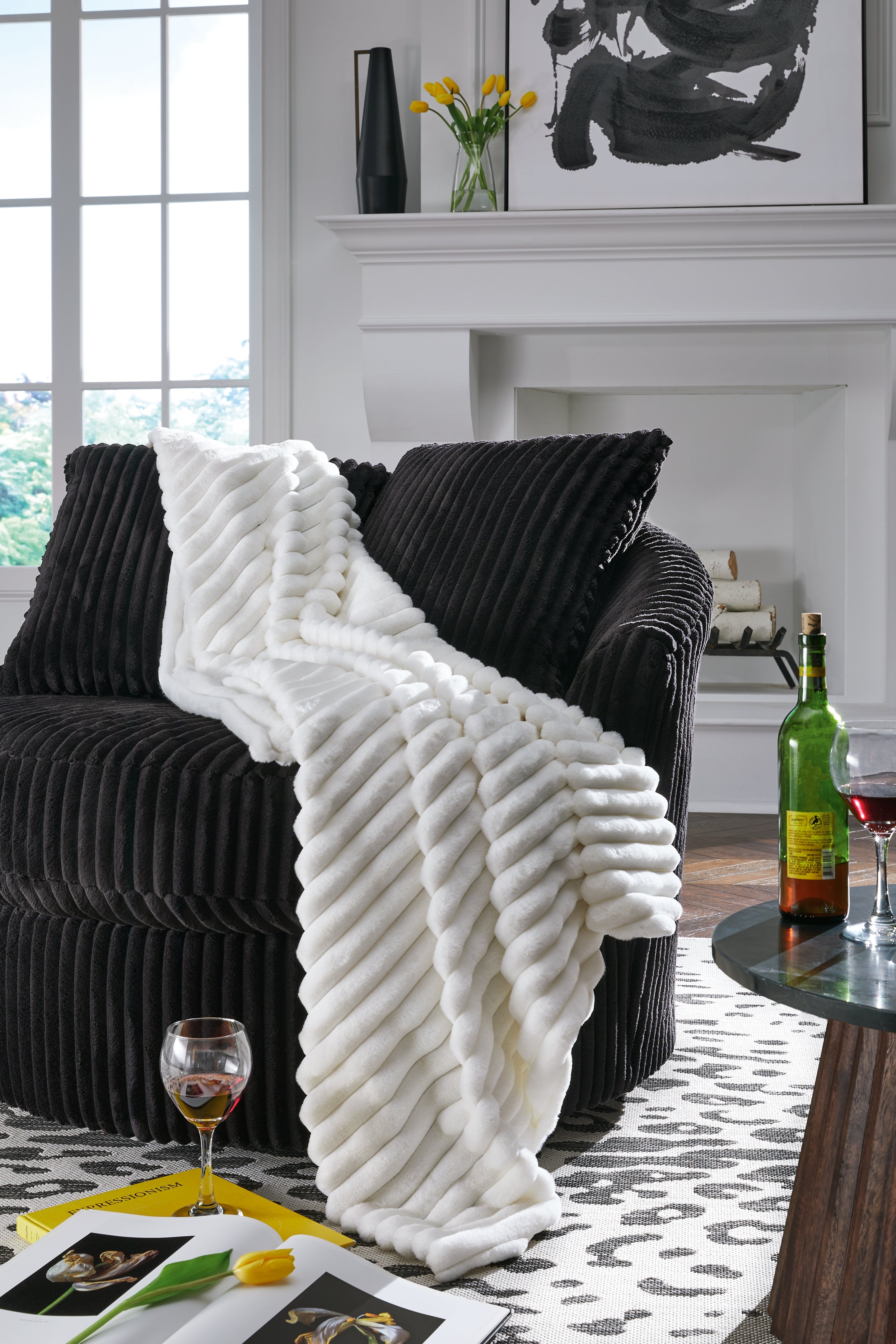 3 Brothers Decor - Ashley Furniture - Alsonwell Throw (Set of 3) - Throw (3/CS) / White - A1001080