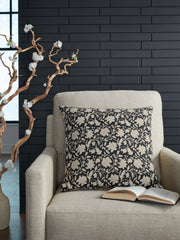 3 Brothers Decor - Ashley Furniture - Alanderson Pillows - Pillow (4/CS) / Black/Ivory - A1001100