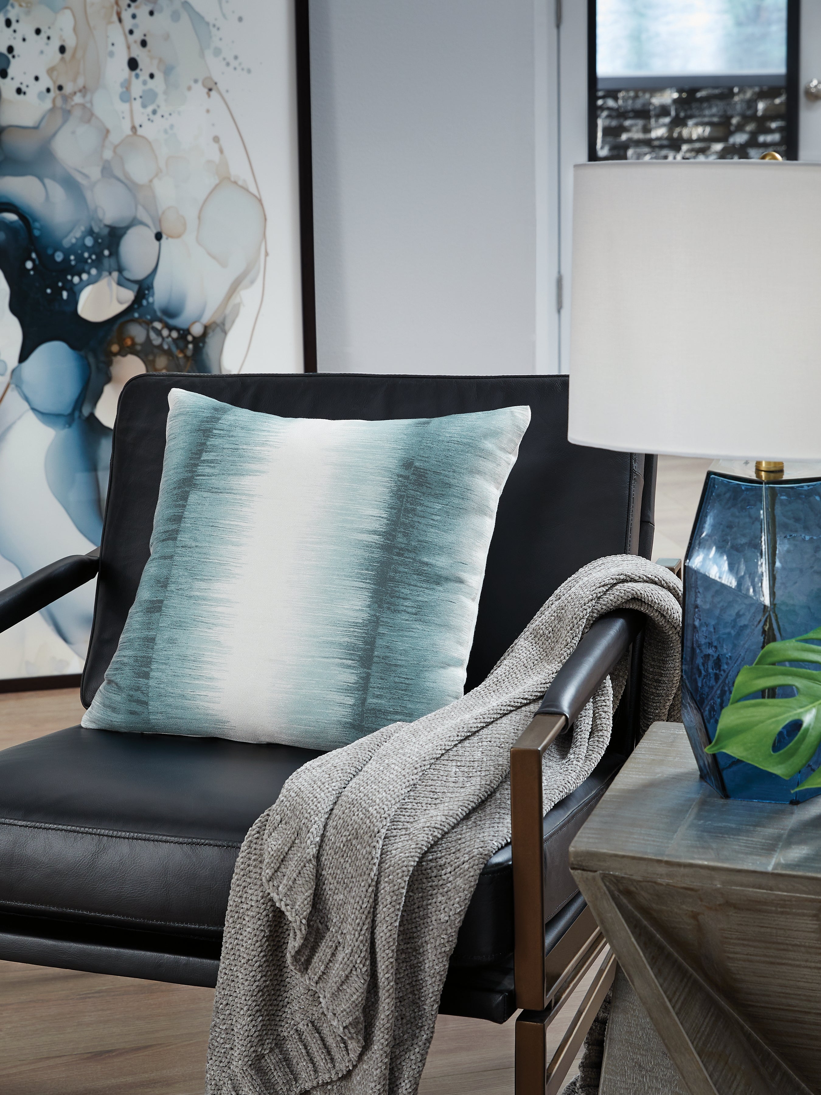 3 Brothers Decor - Ashley Furniture - Elonwich Pillows - Pillow (4/CS) / Teal/White - A1001106