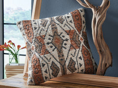 3 Brothers Decor - Ashley Furniture - Kierenworth Pillows - Pillow (4/CS) / Sienna/Ivory/Black - A1001110
