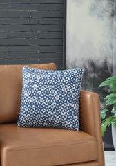 3 Brothers Decor - Ashley Furniture - Jaycott Next-Gen Nuvella Pillows - Pillow (4/CS) / Blue/White - A1900001