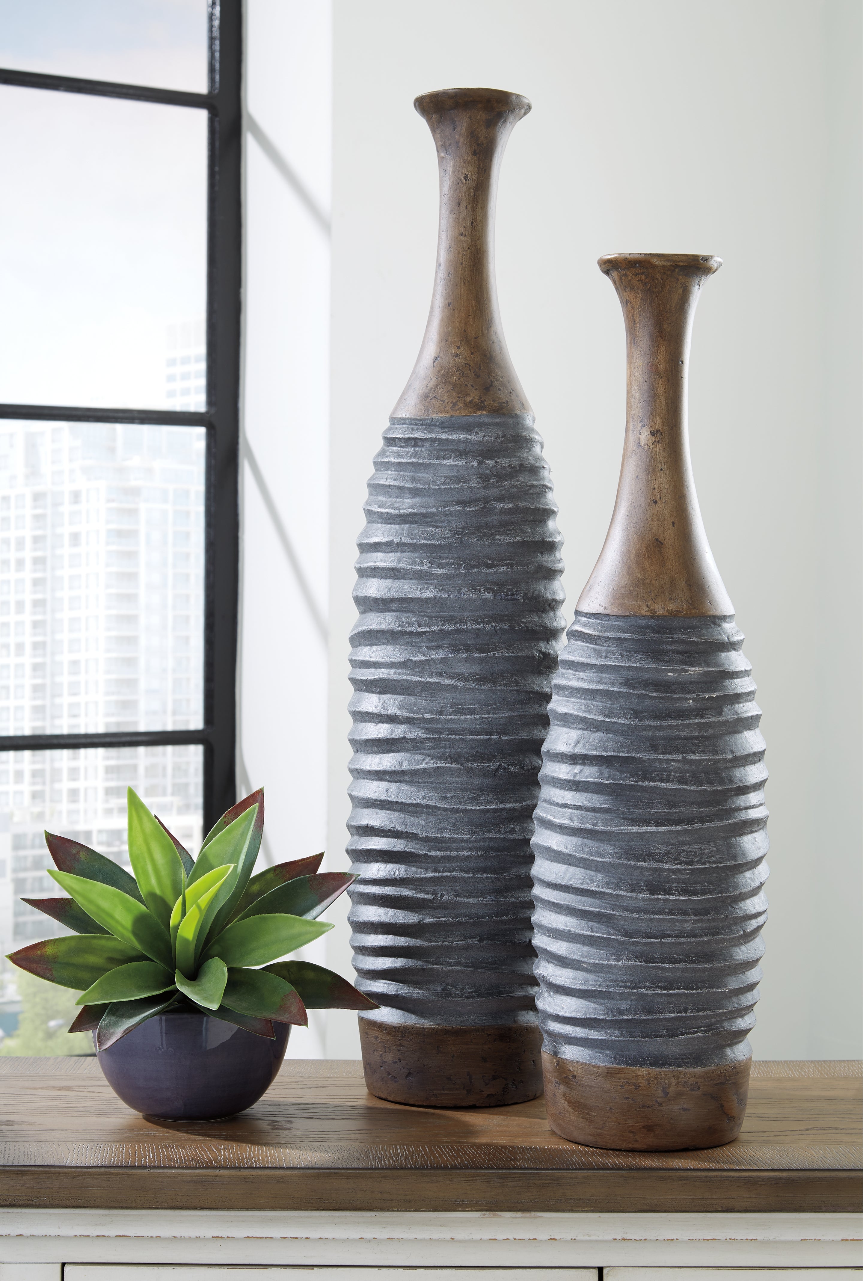 3 Brothers Decor - Ashley Furniture - Blayze Vase - Vase Set (Set of 2) / Antique Gray/Brown - A2000388