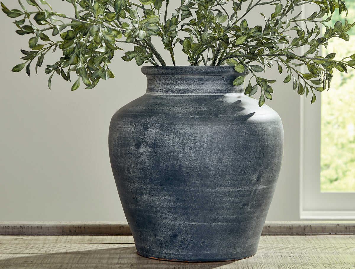 3 Brothers Decor - Ashley Furniture - Meadie Vase - Vase / Distressed Blue - A2000629