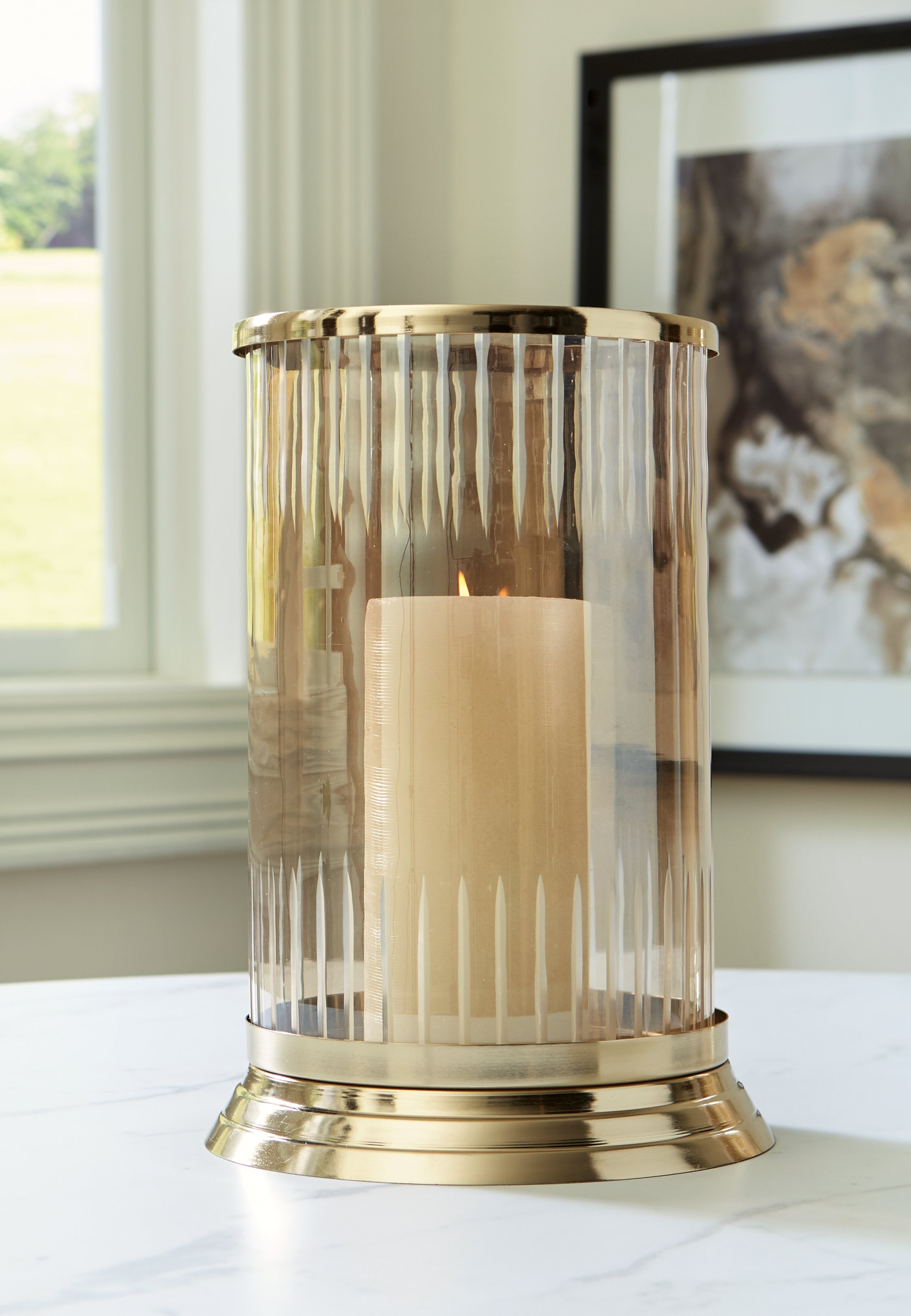 3 Brothers Decor - Ashley Furniture - Aavinson Candle Holder - Candle Holder / Amber/Gold Finish - A2000687