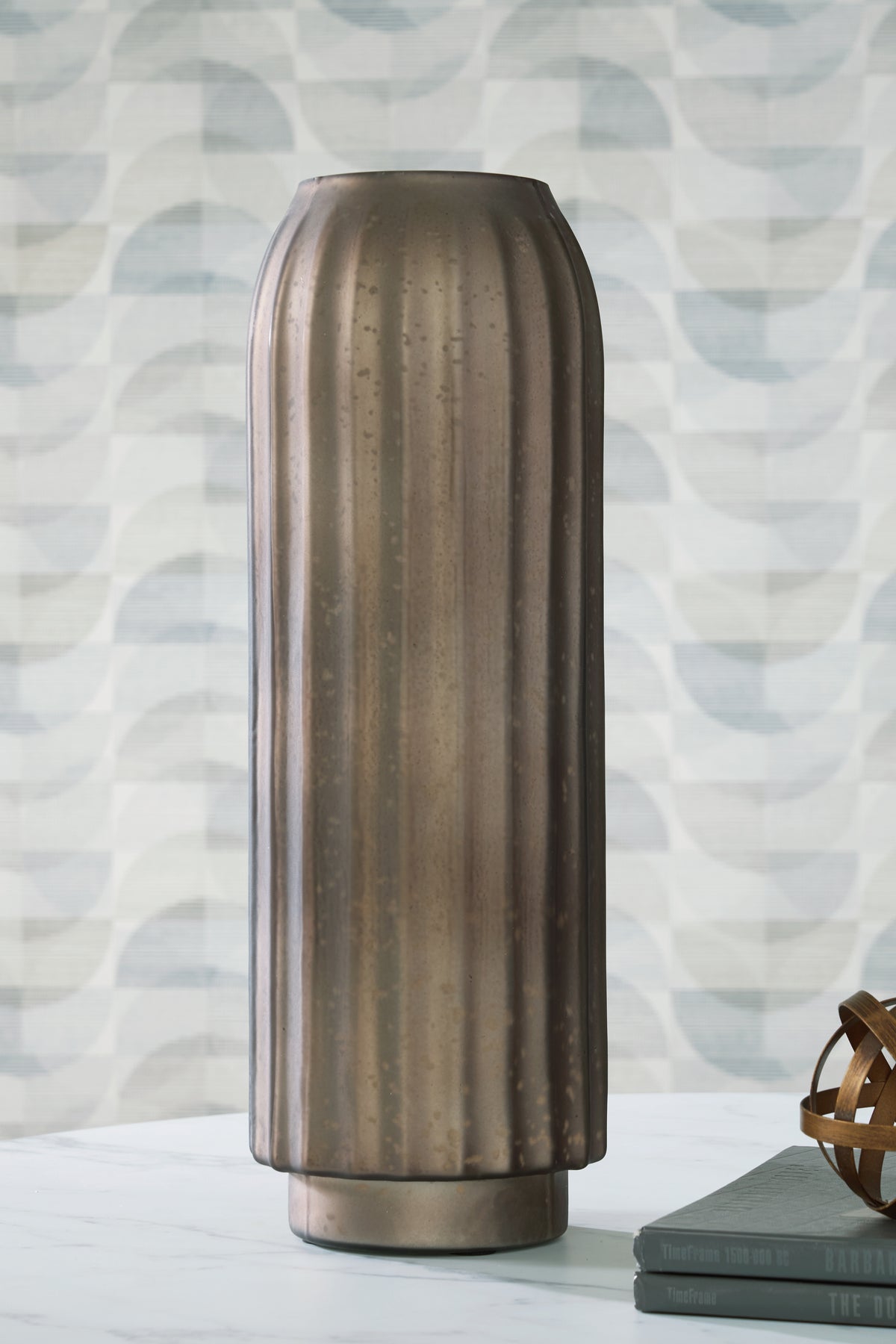 3 Brothers Decor - Ashley Furniture - Briarcott Vase - Vase / Brown - A2000705