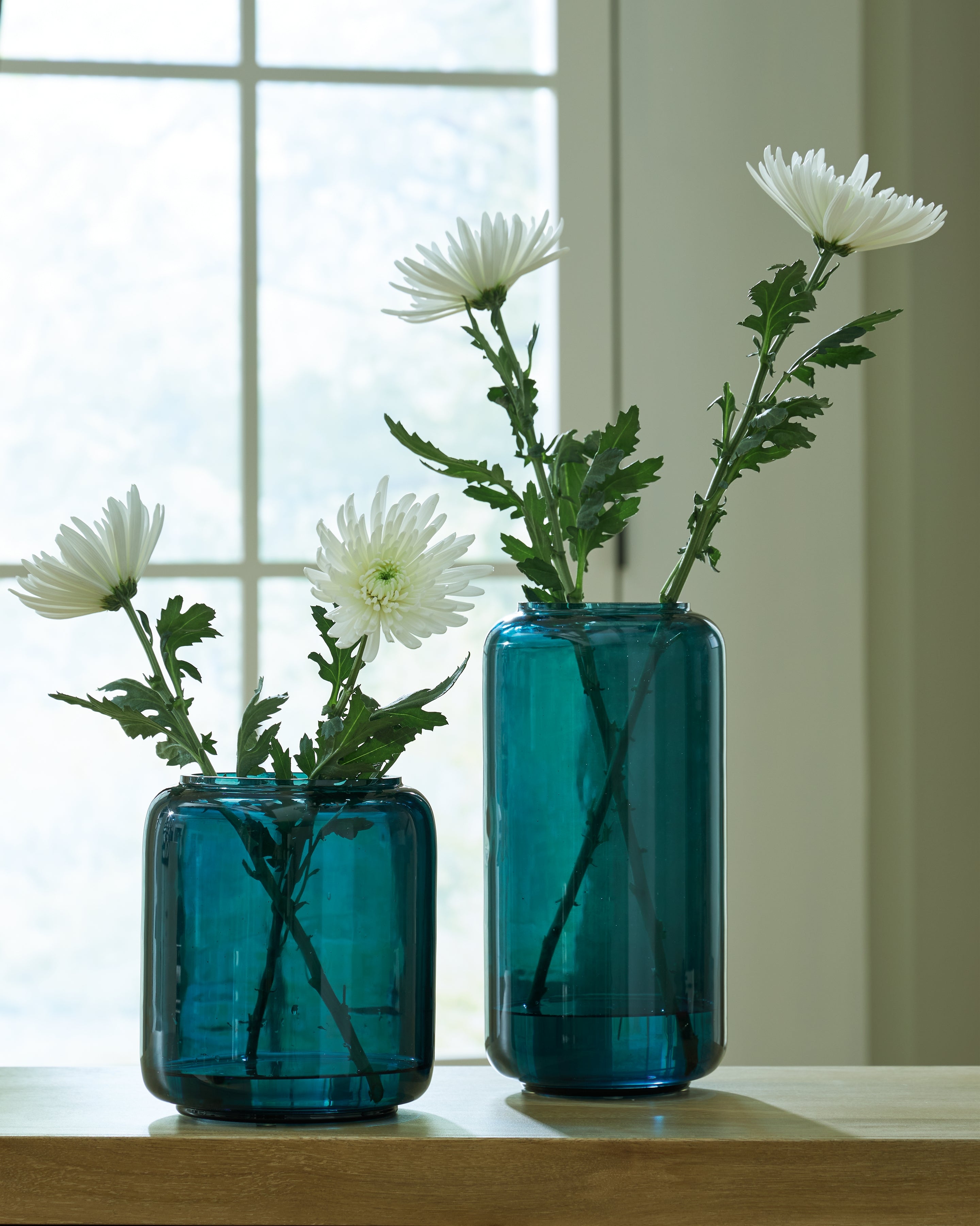 3 Brothers Decor - Ashley Furniture - Inisland Vase - Vase Set (Set of 2) / Teal - A2000797A1