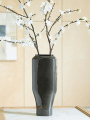 3 Brothers Decor - Ashley Furniture - Kierlain Vase - Vase / Gray/Black - A2000809