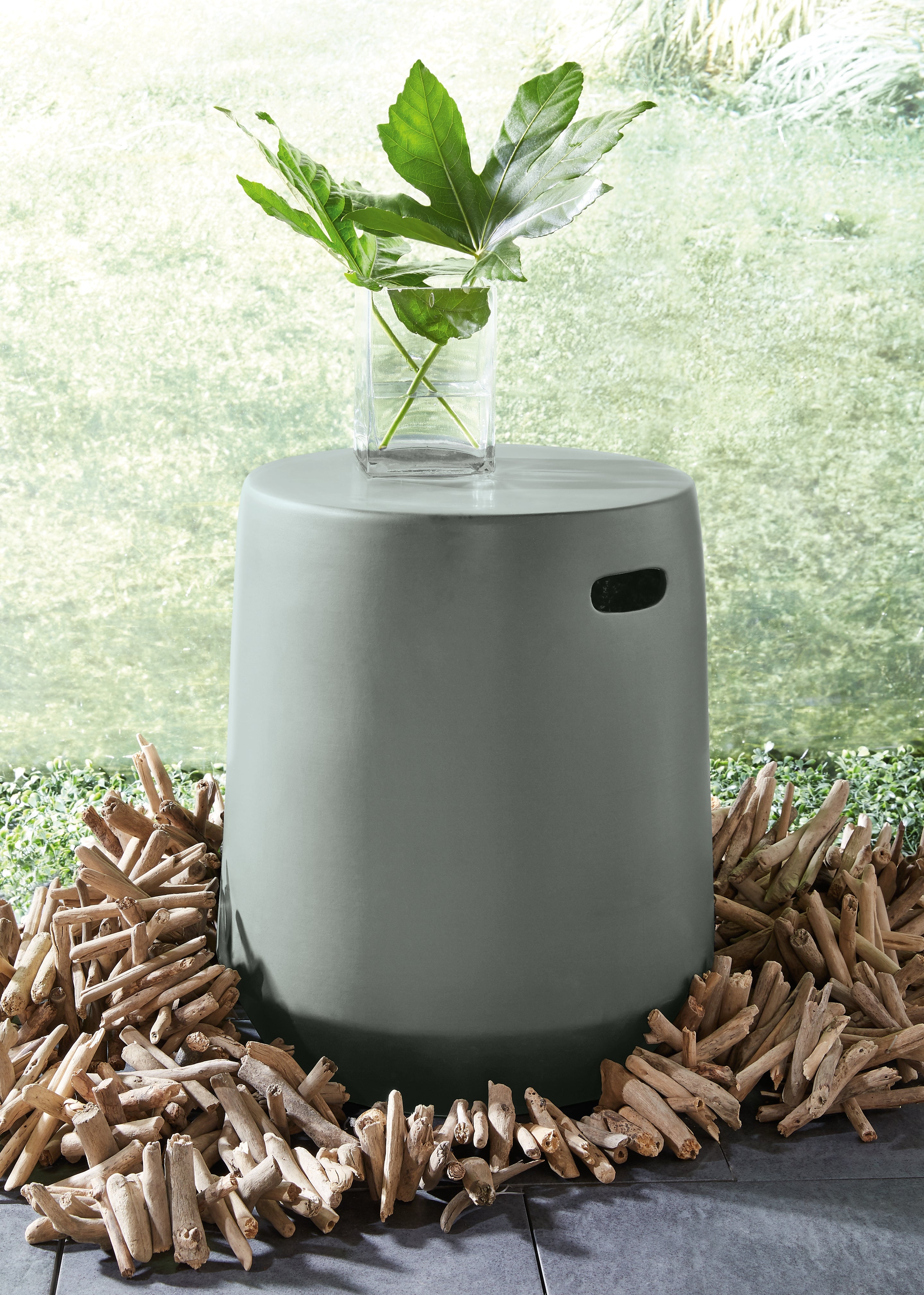 3 Brothers Decor - Ashley Furniture - Kalmunds Stool - Stool / Gray - A3000634