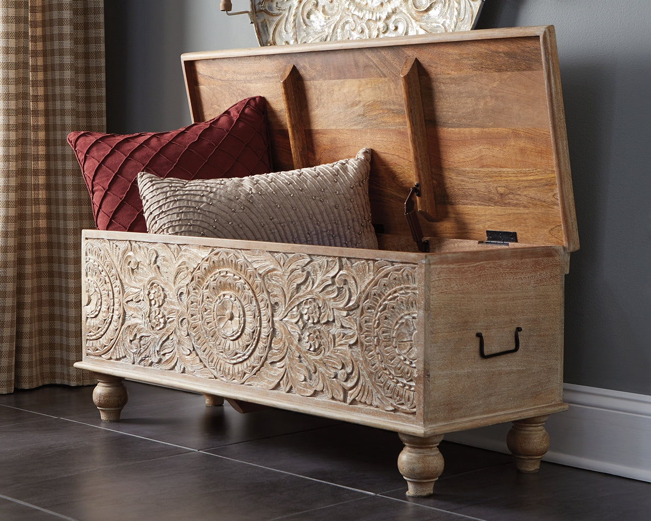 3 Brothers Decor - Ashley Furniture - Fossil Ridge Storage Bench - Storage Bench / Beige / 44"W x 17"D x 17"H - A4000039