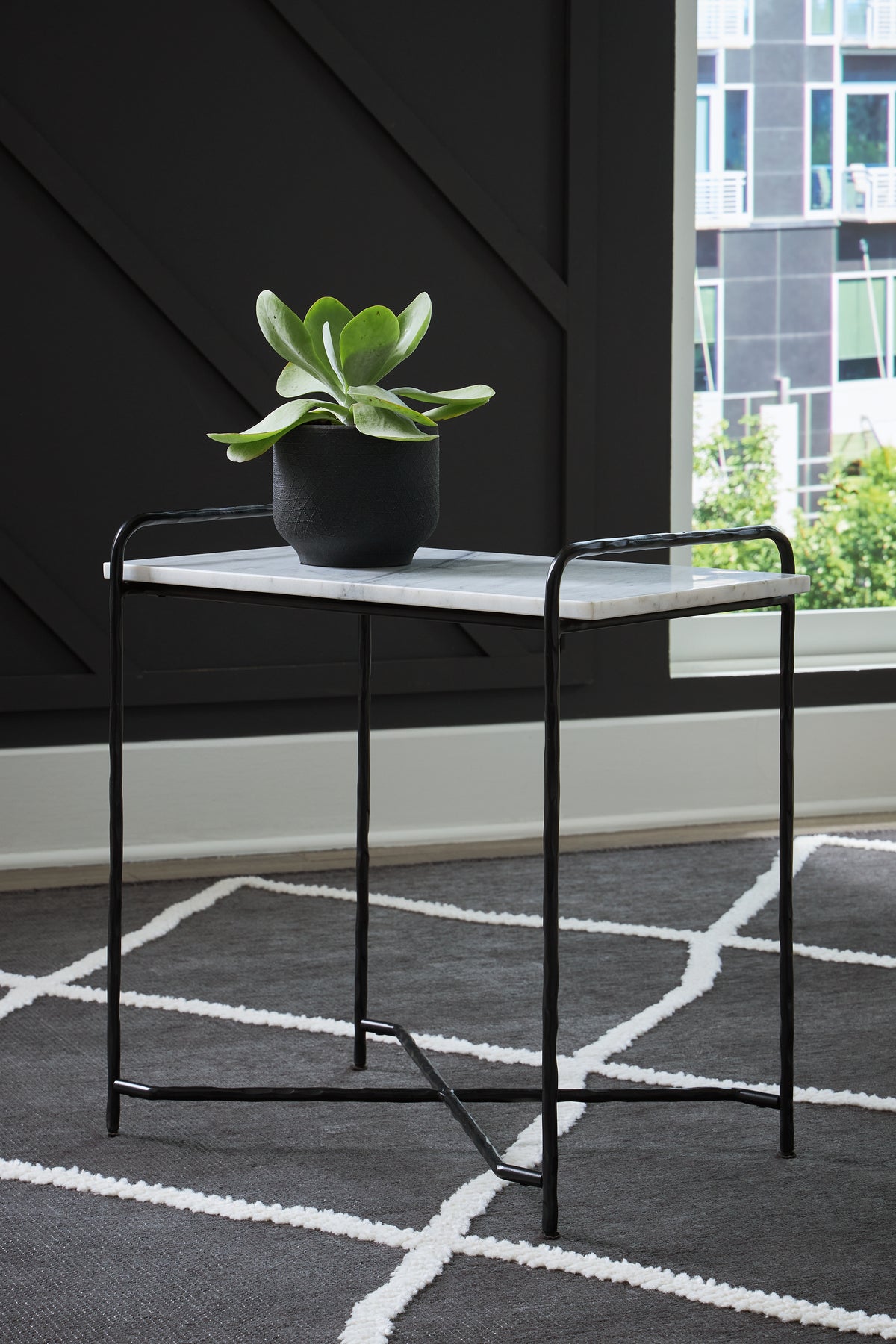 3 Brothers Decor - Ashley Furniture - Ashber Accent Table - Accent Table / White/Black - A4000609