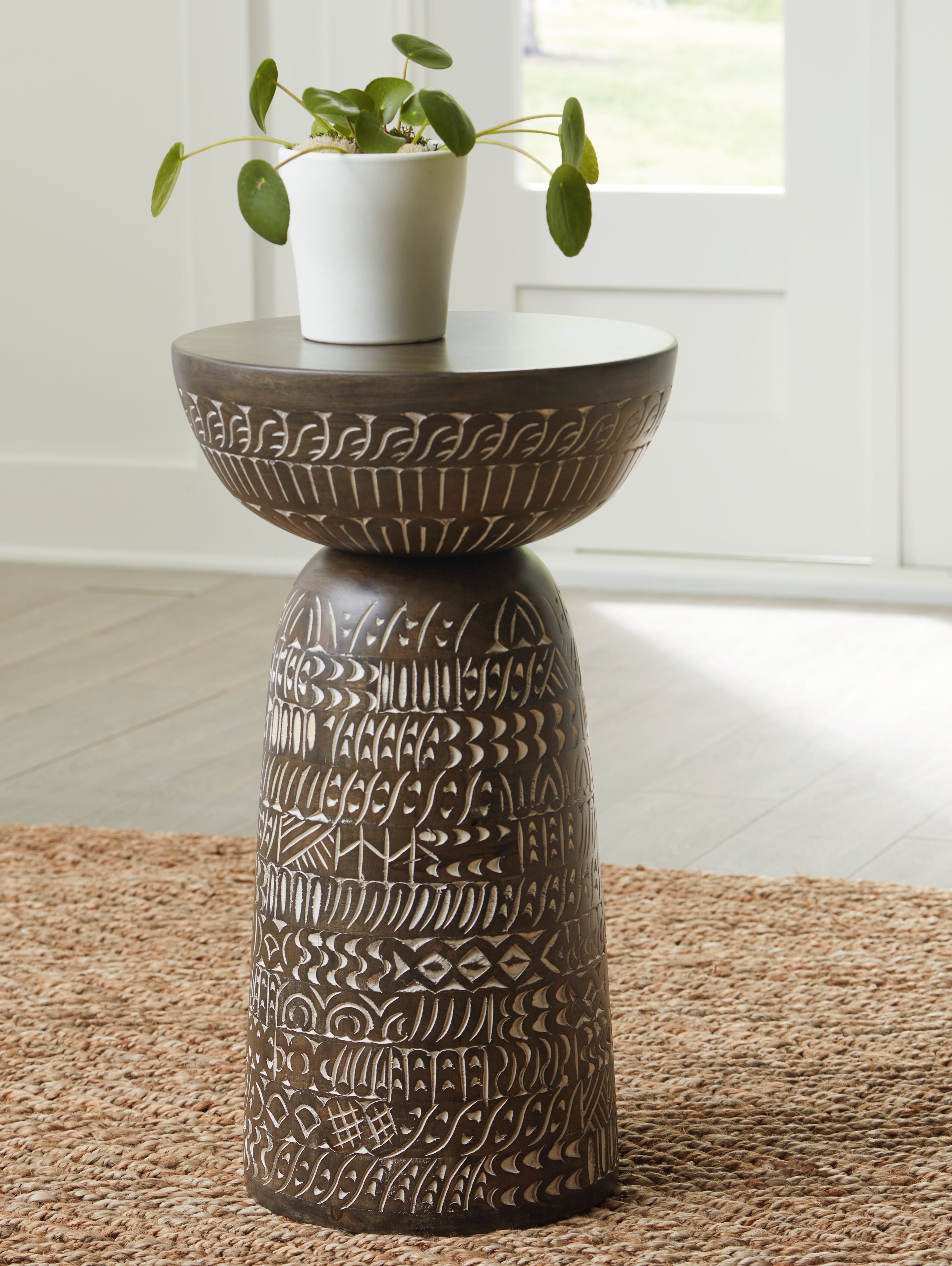 3 Brothers Decor - Ashley Furniture - Hadcher Accent Table - Accent Table / Cream/Brown - A4000622