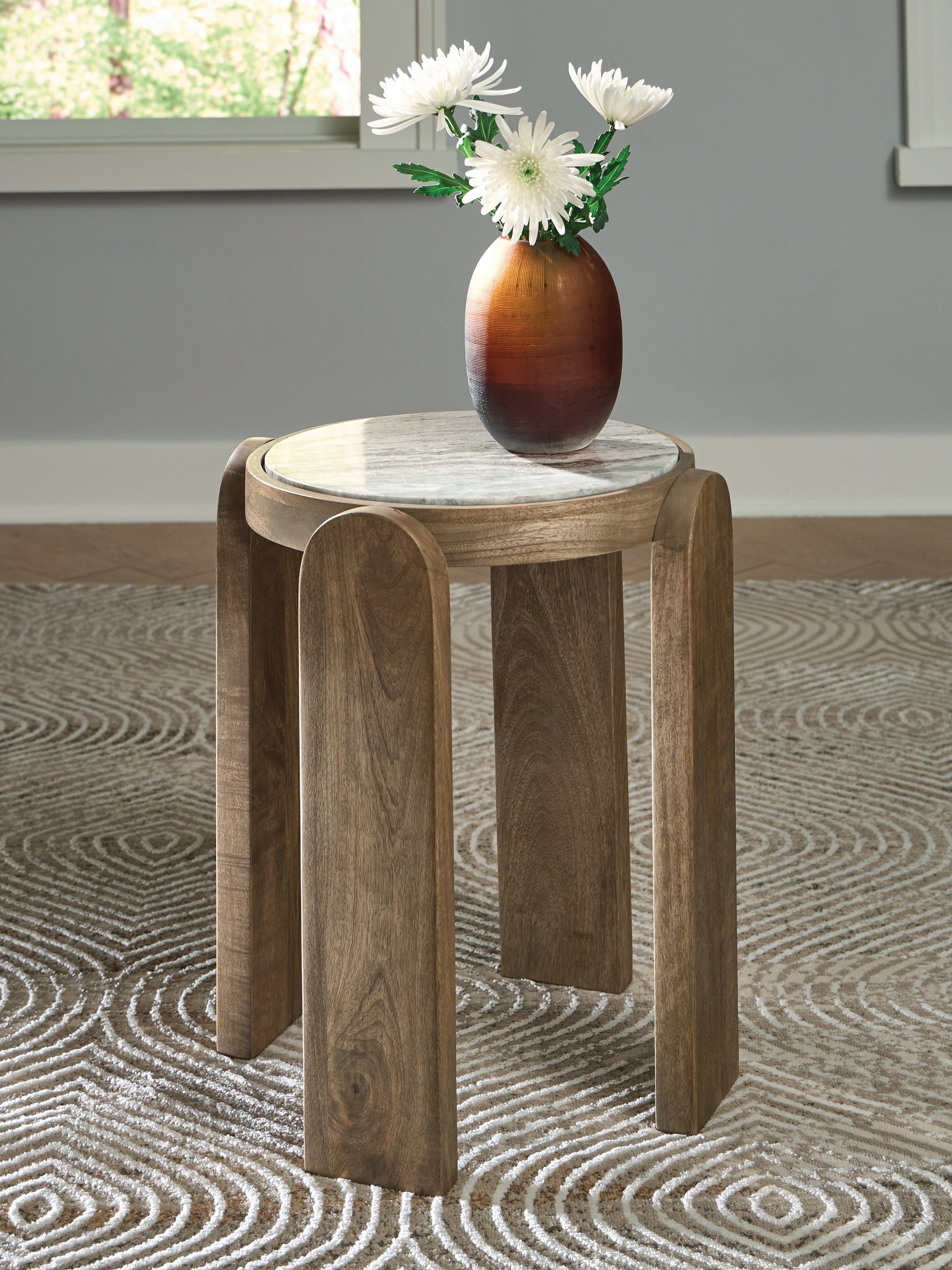 3 Brothers Decor - Ashley Furniture - Gavrilley Accent Table - Accent Table / Gray/White/Brown - A4000722