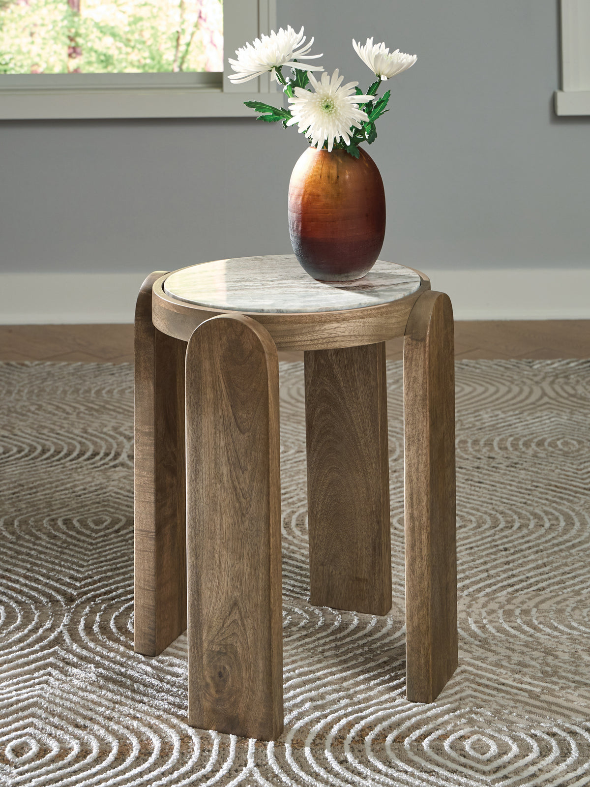 3 Brothers Decor - Ashley Furniture - Gavrilley Accent Table - Accent Table / Gray/White/Brown - A4000722
