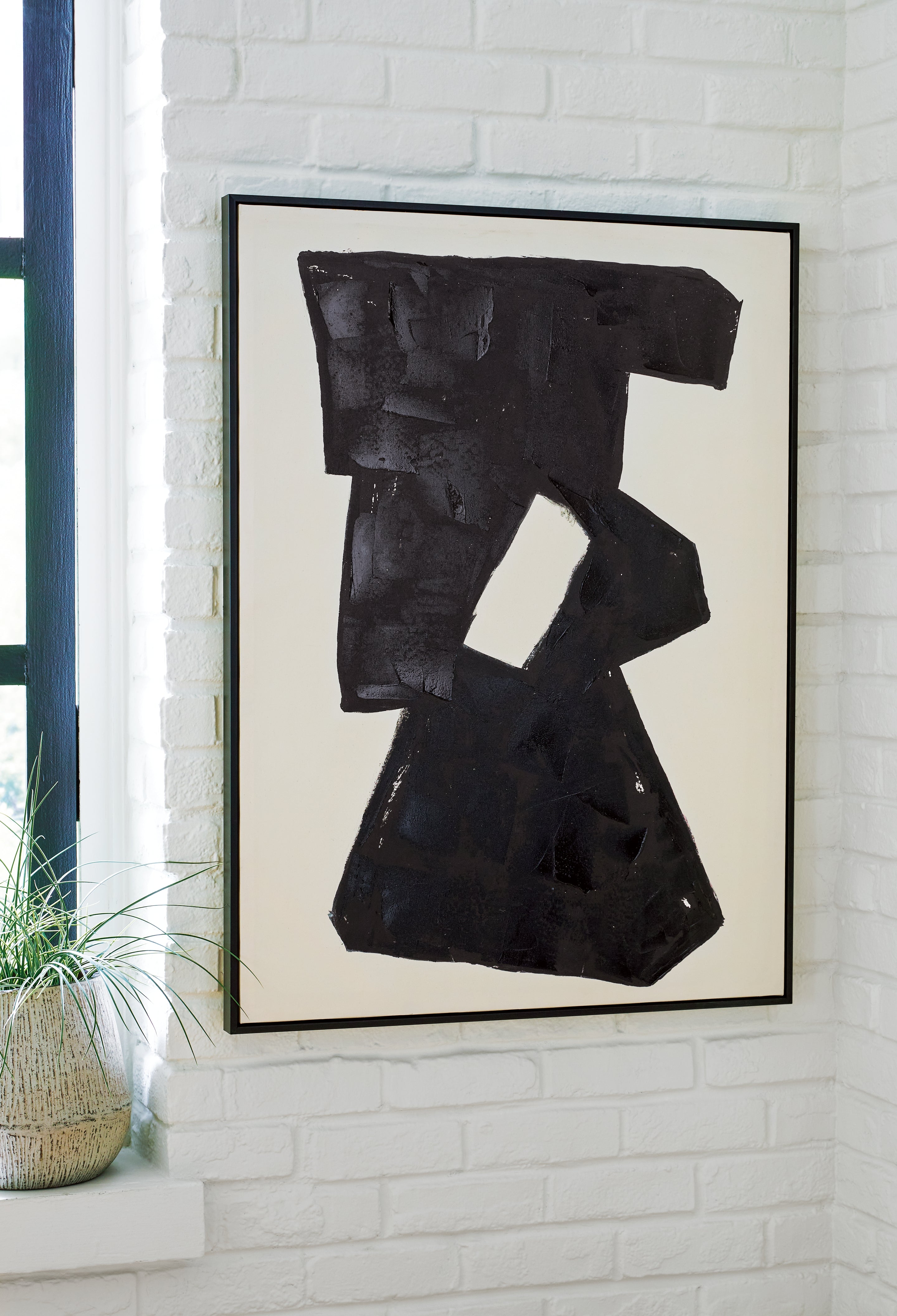 3 Brothers Decor - Ashley Furniture - Garviery Wall Decor - Wall Art / Black/Cream - A8000385