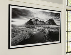 3 Brothers Decor - Ashley Furniture - Delstone Wall Decor - Wall Art / Black/White - A8000424