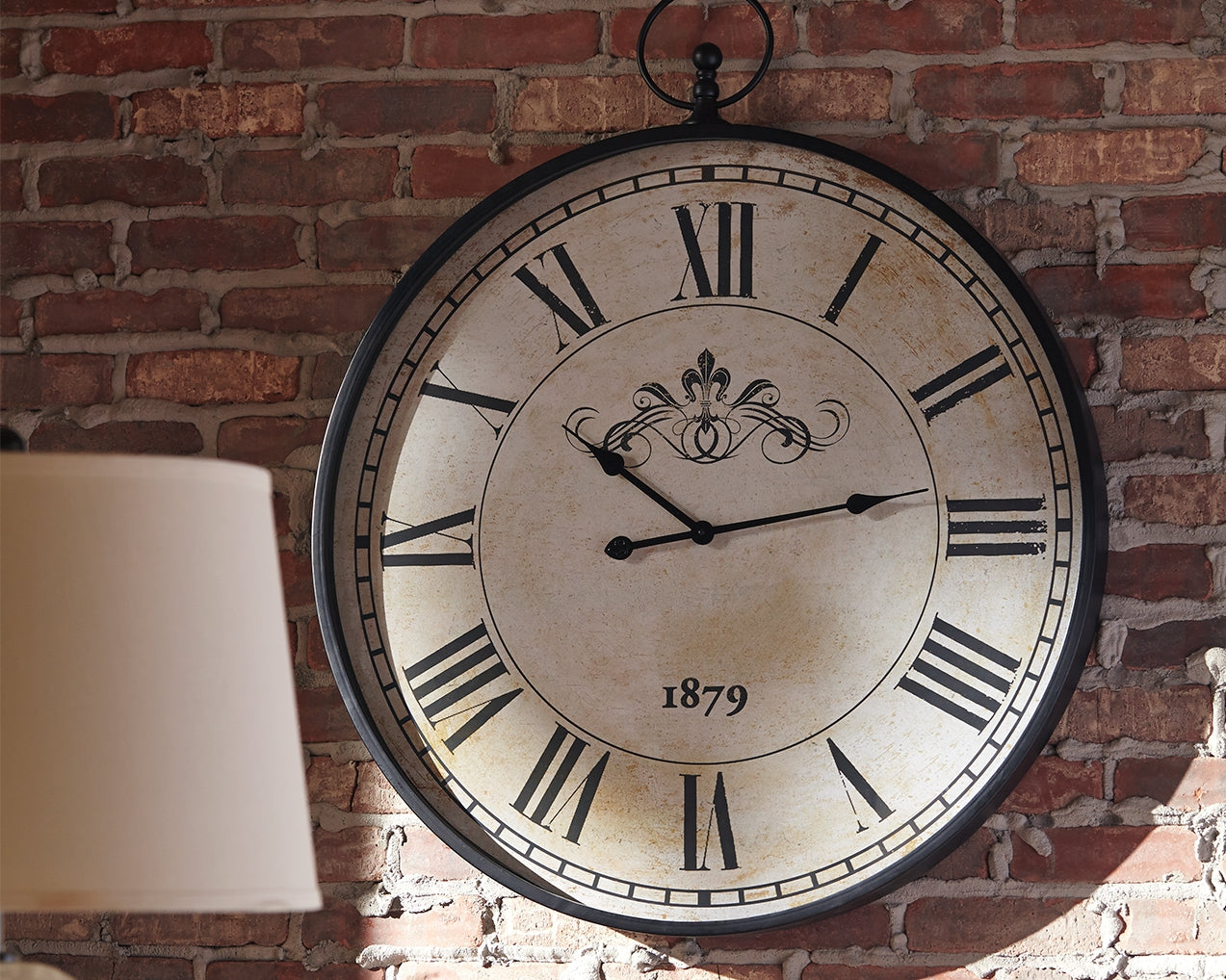 3 Brothers Decor - Ashley Furniture - Augustina Wall Decor - Wall Clock / Antique Black - A8010110