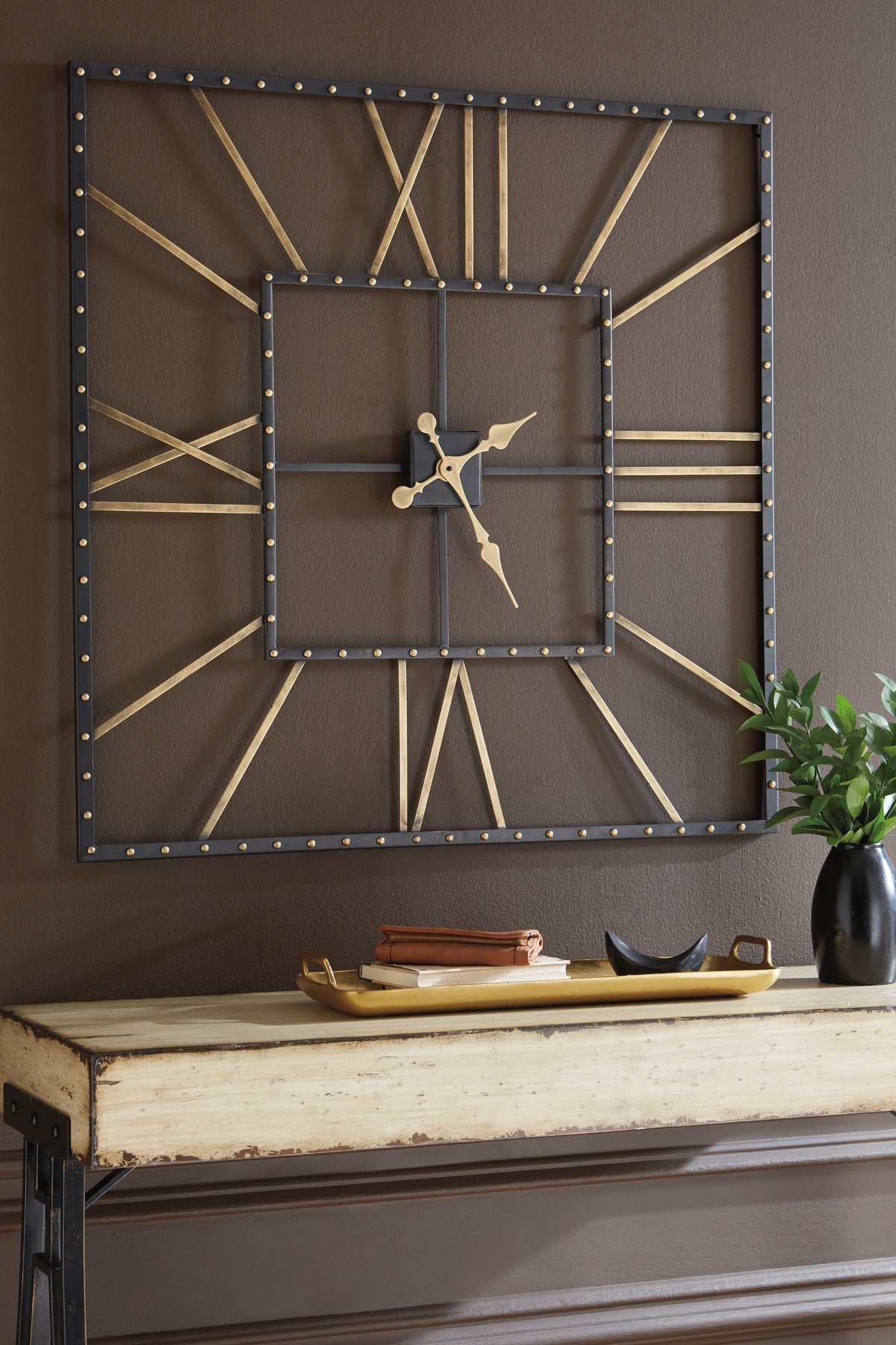 3 Brothers Decor - Ashley Furniture - Thames Wall Decor - Wall Clock / Black/Gold Finish - A8010112