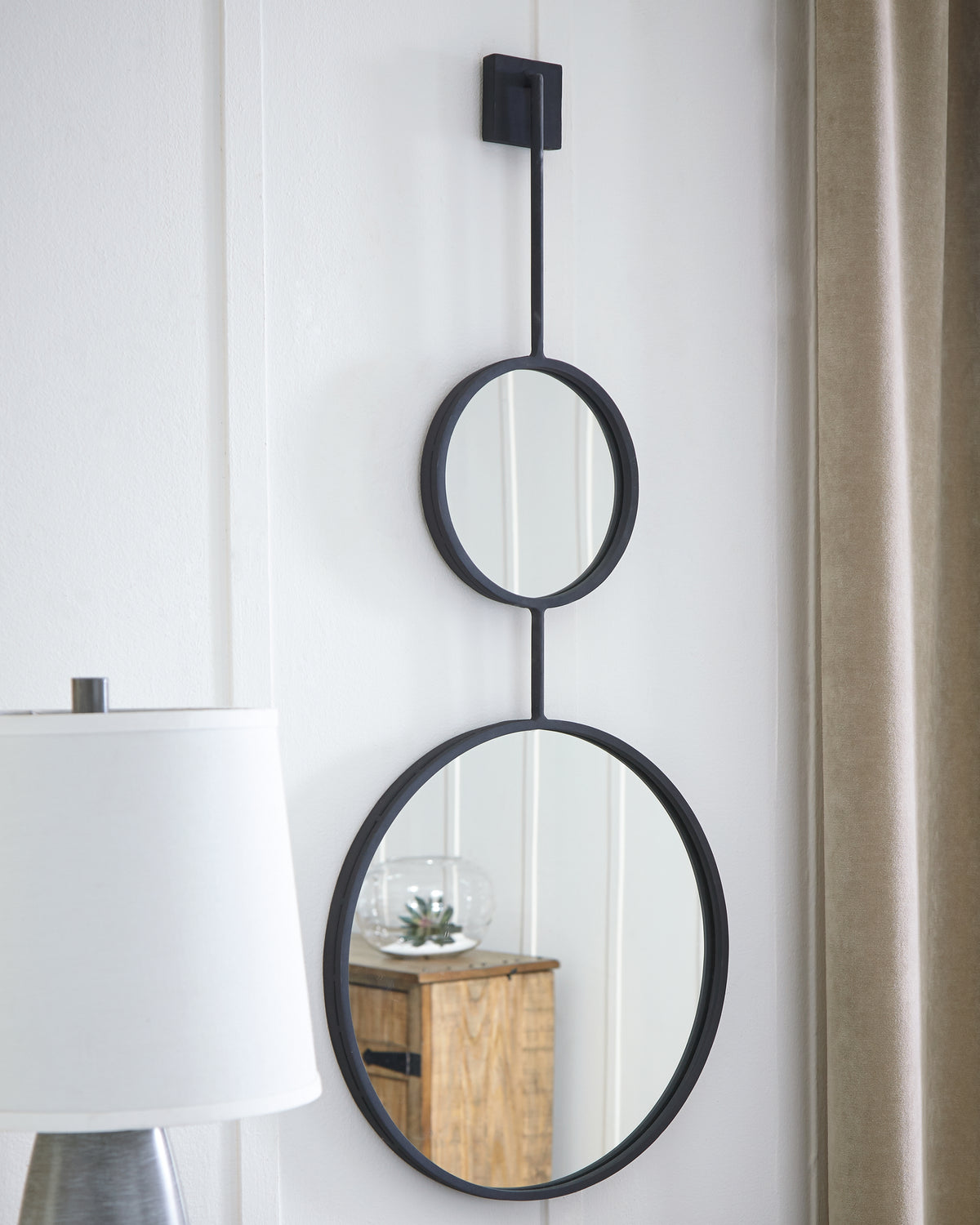 3 Brothers Decor - Ashley Furniture - Brewer Mirror - Accent Mirror / Black - A8010166