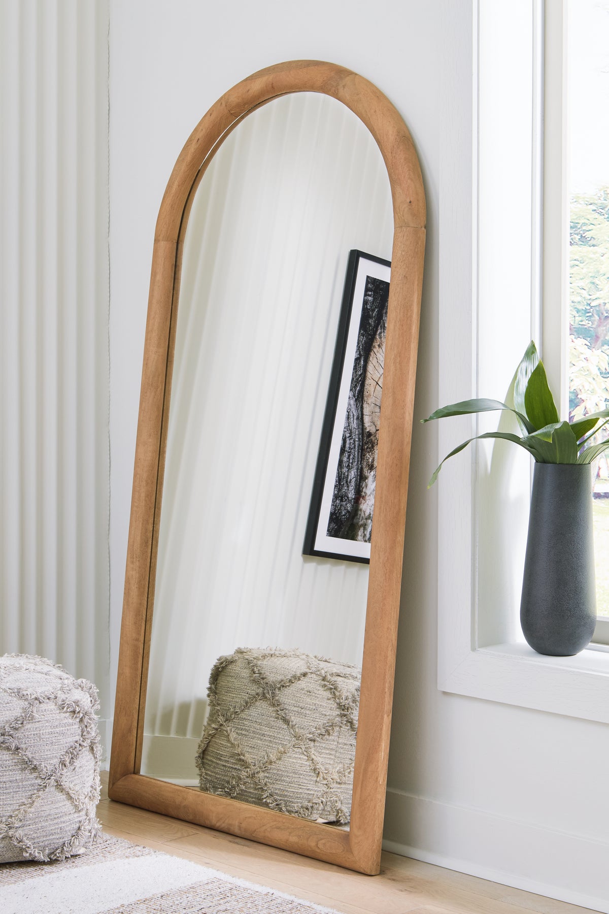 3 Brothers Decor - Ashley Furniture - Dairville Mirror - Floor Mirror / Brown - A8010323