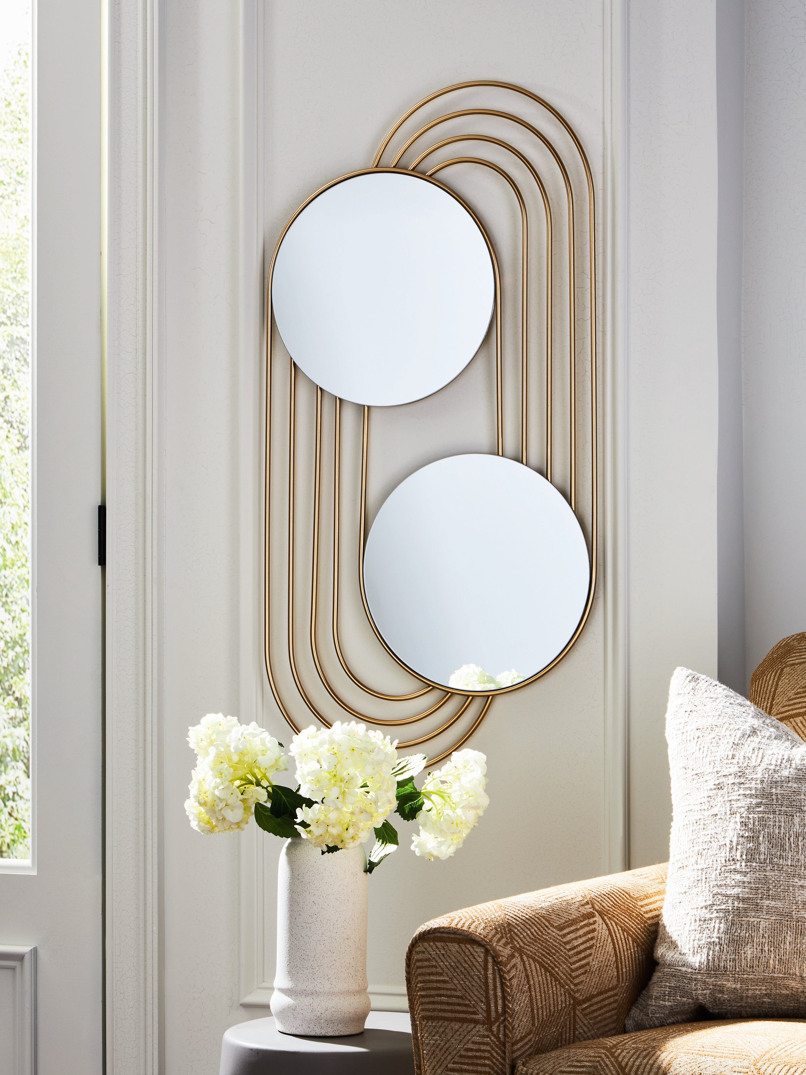 3 Brothers Decor - Ashley Furniture - Warrenley Mirror - Accent Mirror / Gold Finish - A8010401