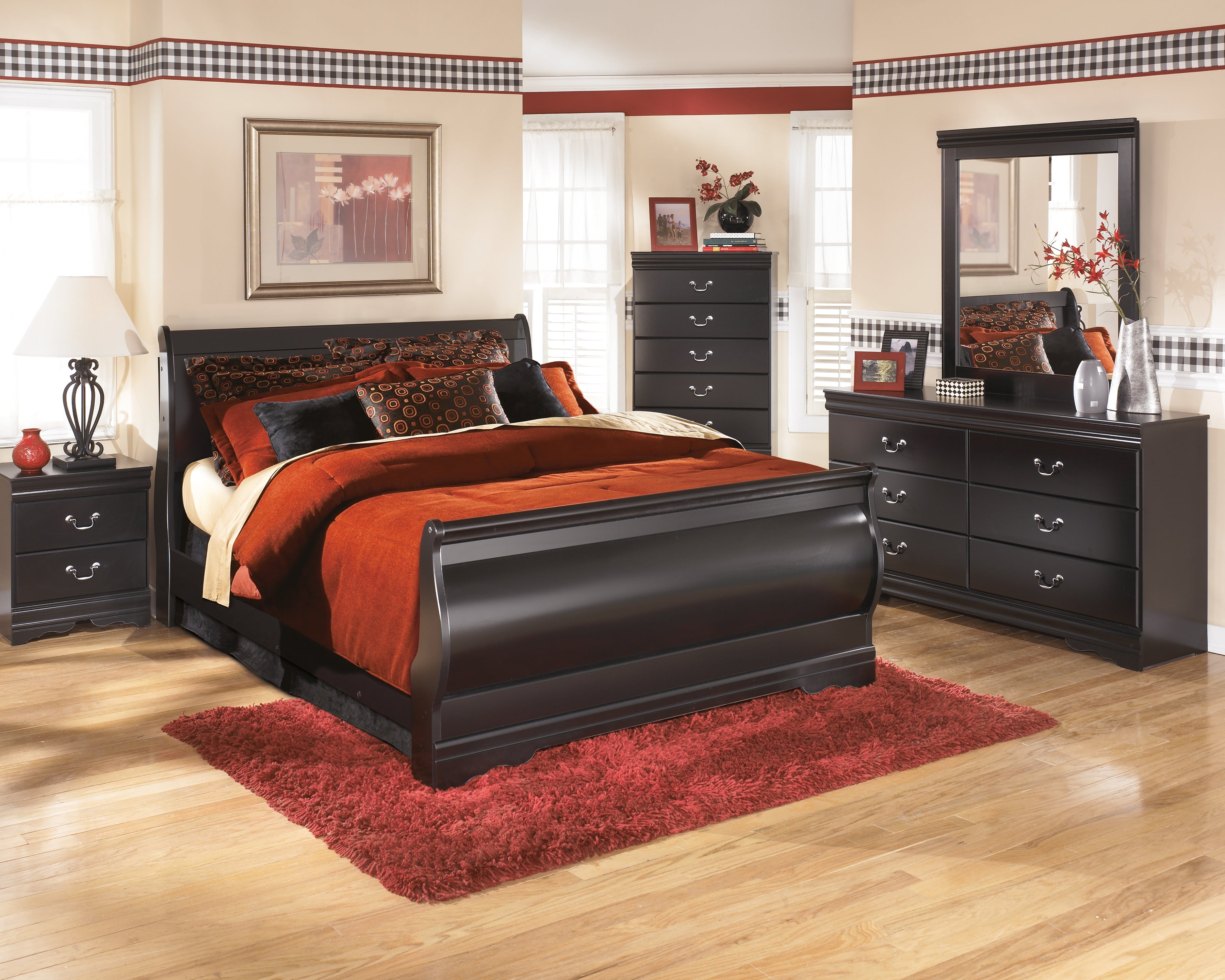 3 Brothers Decor - Ashley Furniture - Huey Vineyard Bedroom - Queen Sleigh Bed / Black - B128B4