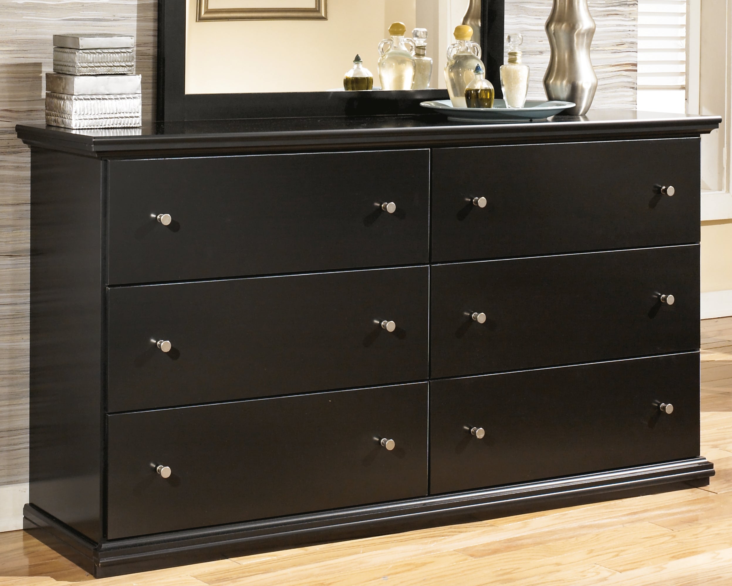 3 Brothers Decor - Ashley Furniture - Maribel Bedroom - Six Drawer Dresser / Black - B138-31