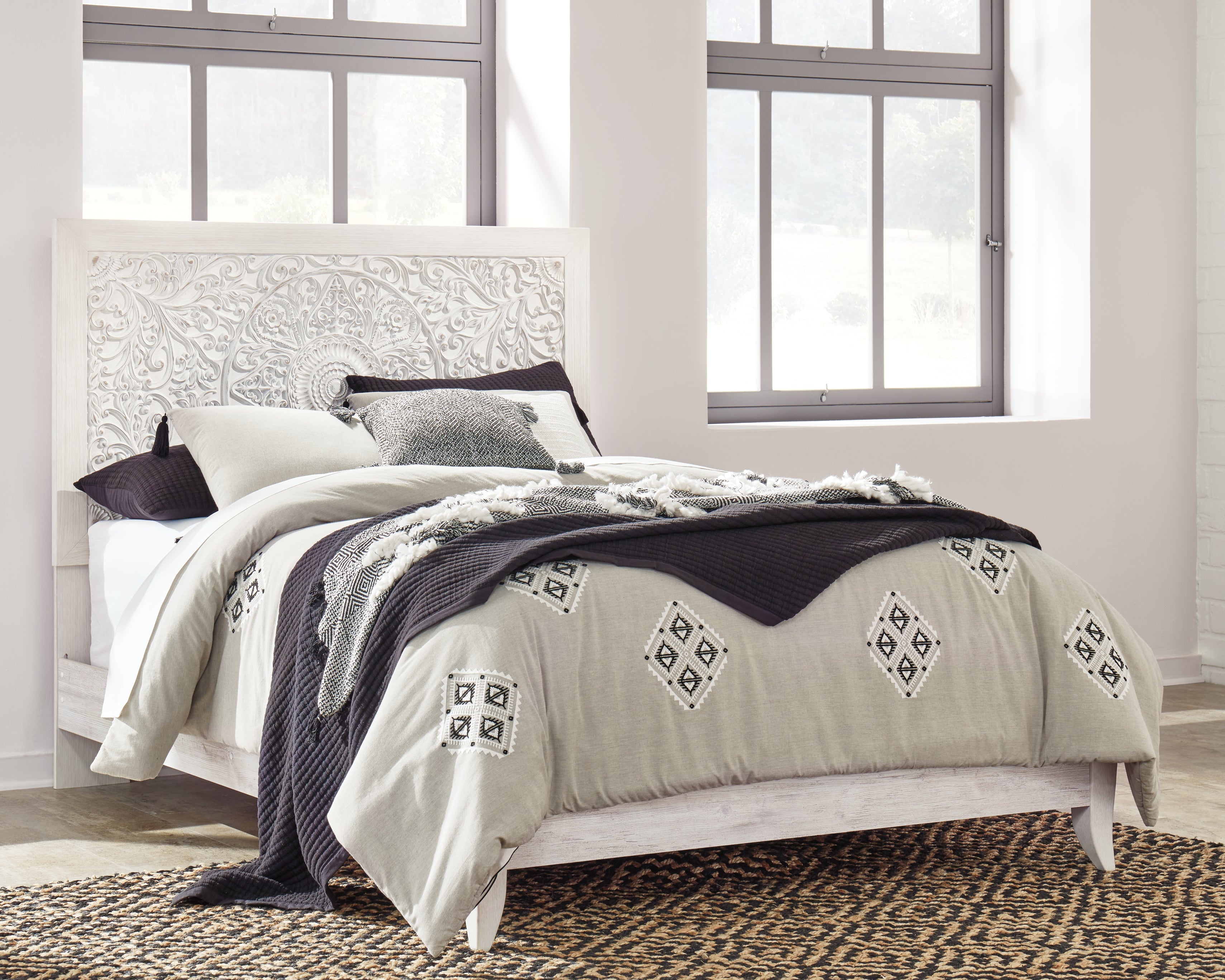 3 Brothers Decor - Ashley Furniture - Paxberry Bedroom - Queen Panel Bed / Whitewash - B181B6