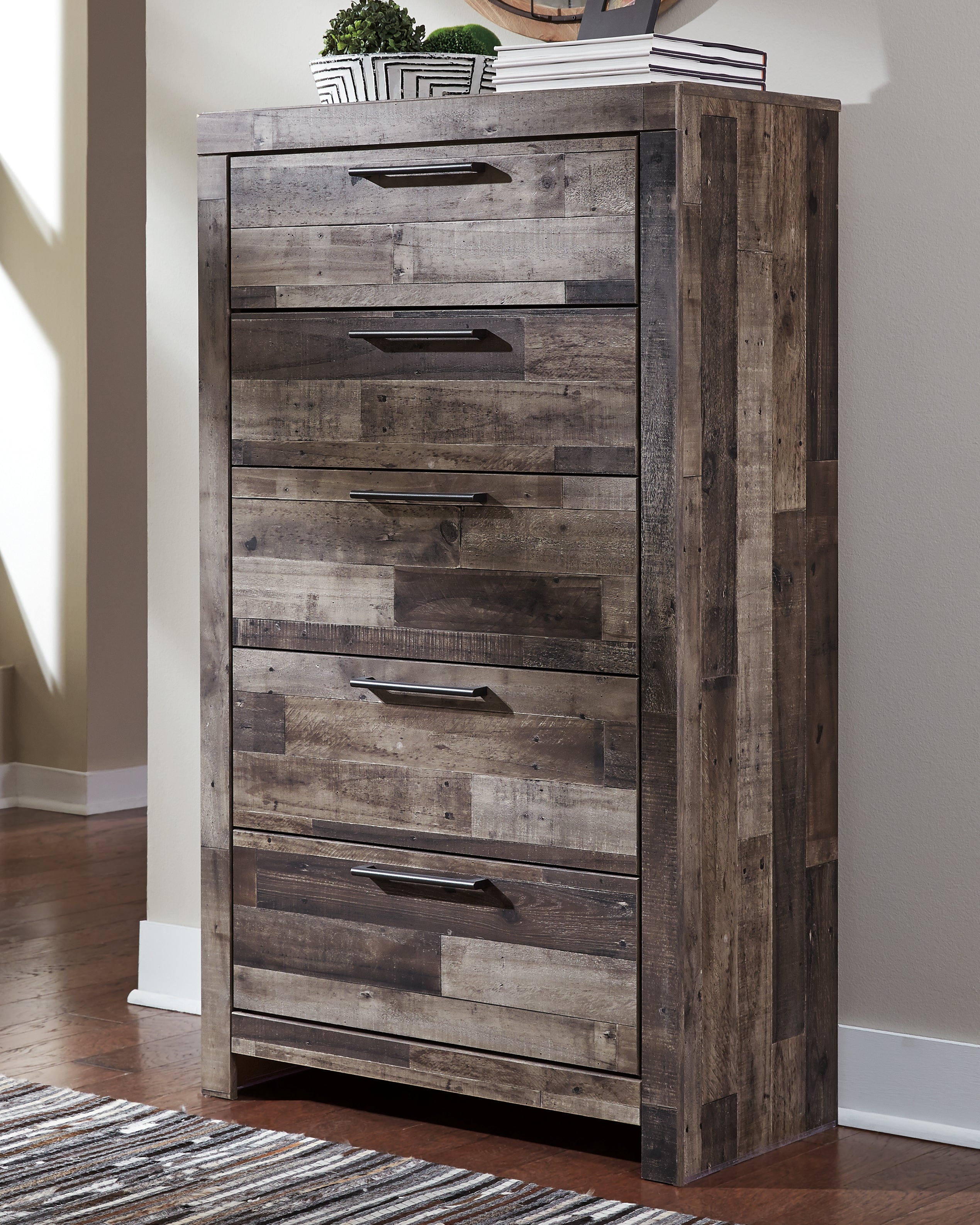 3 Brothers Decor - Ashley Furniture - Derekson Bedroom - Five Drawer Chest / Multi Gray - B200-46