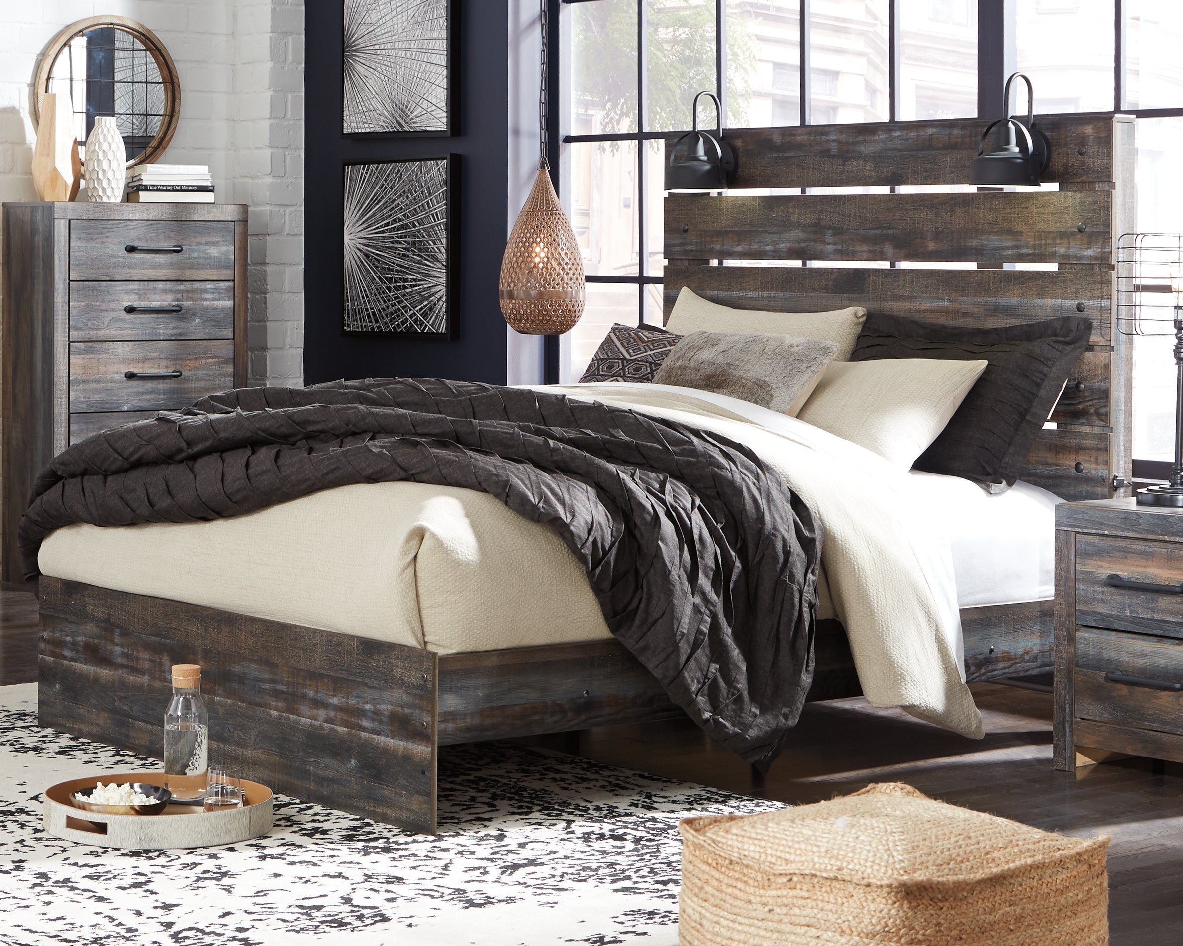 3 Brothers Decor - Ashley Furniture - Drystan Bedroom - Queen Panel Bed / Multi - B211B4