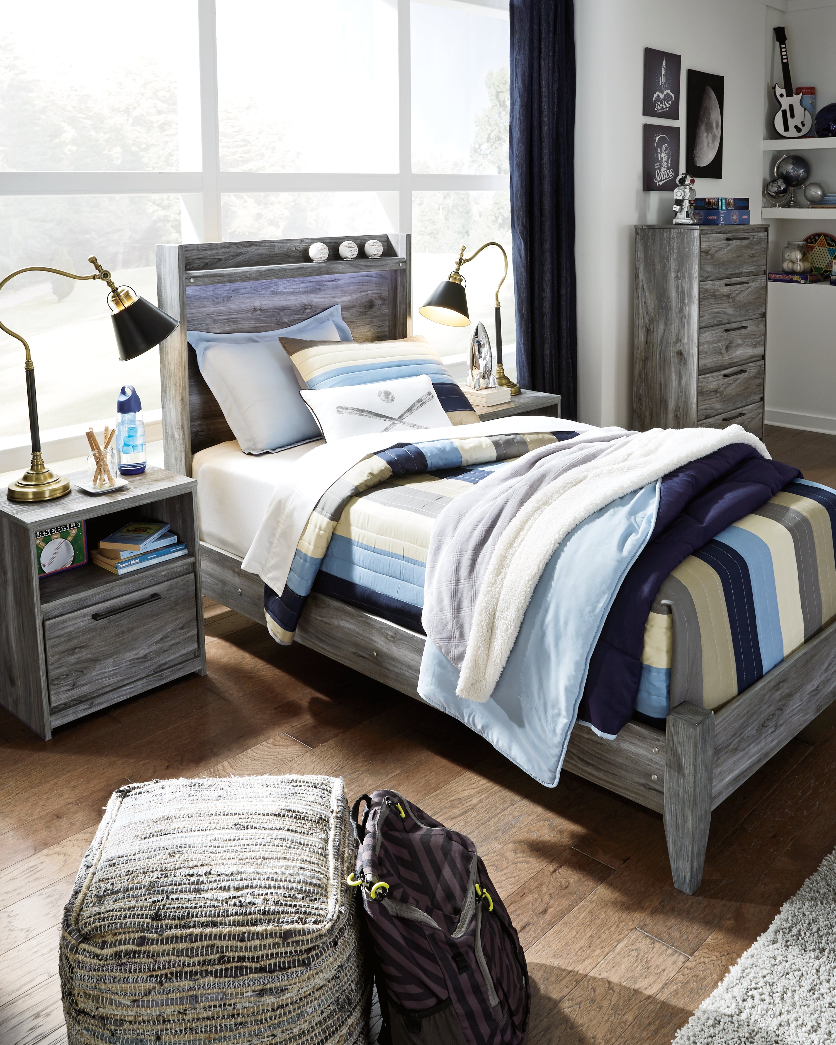 3 Brothers Decor - Ashley Furniture - Baystorm Bedroom - Twin Panel Bed / Gray - B221B20