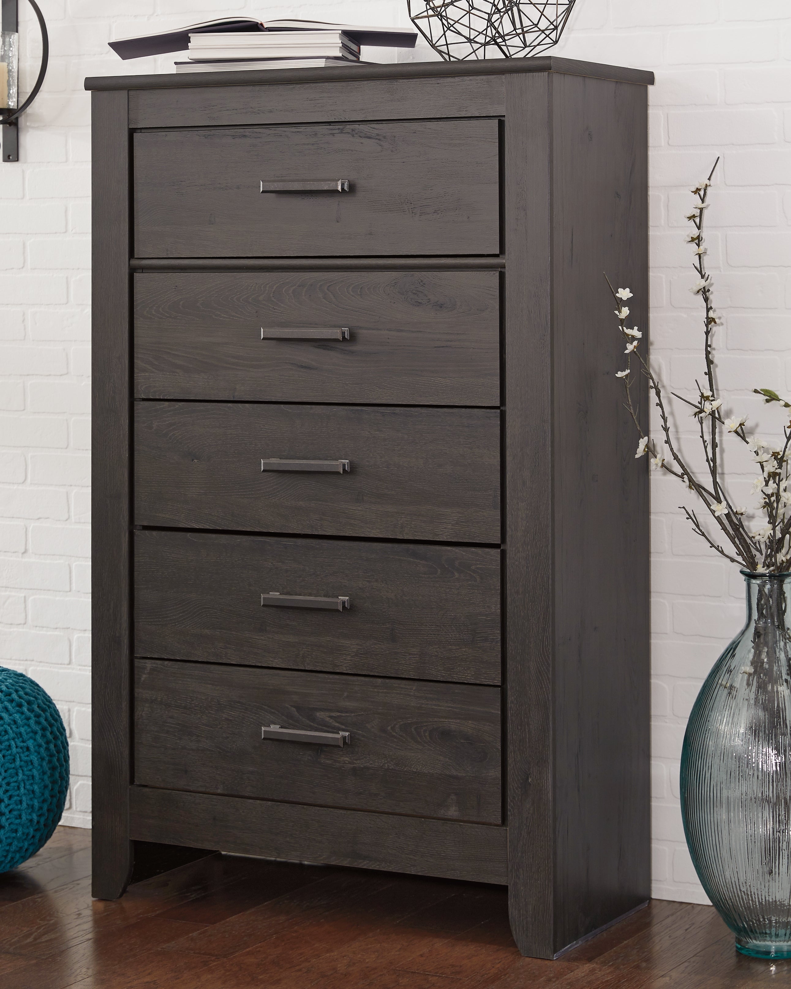 3 Brothers Decor - Ashley Furniture - Brinxton Bedroom - Five Drawer Chest / Charcoal - B249-46