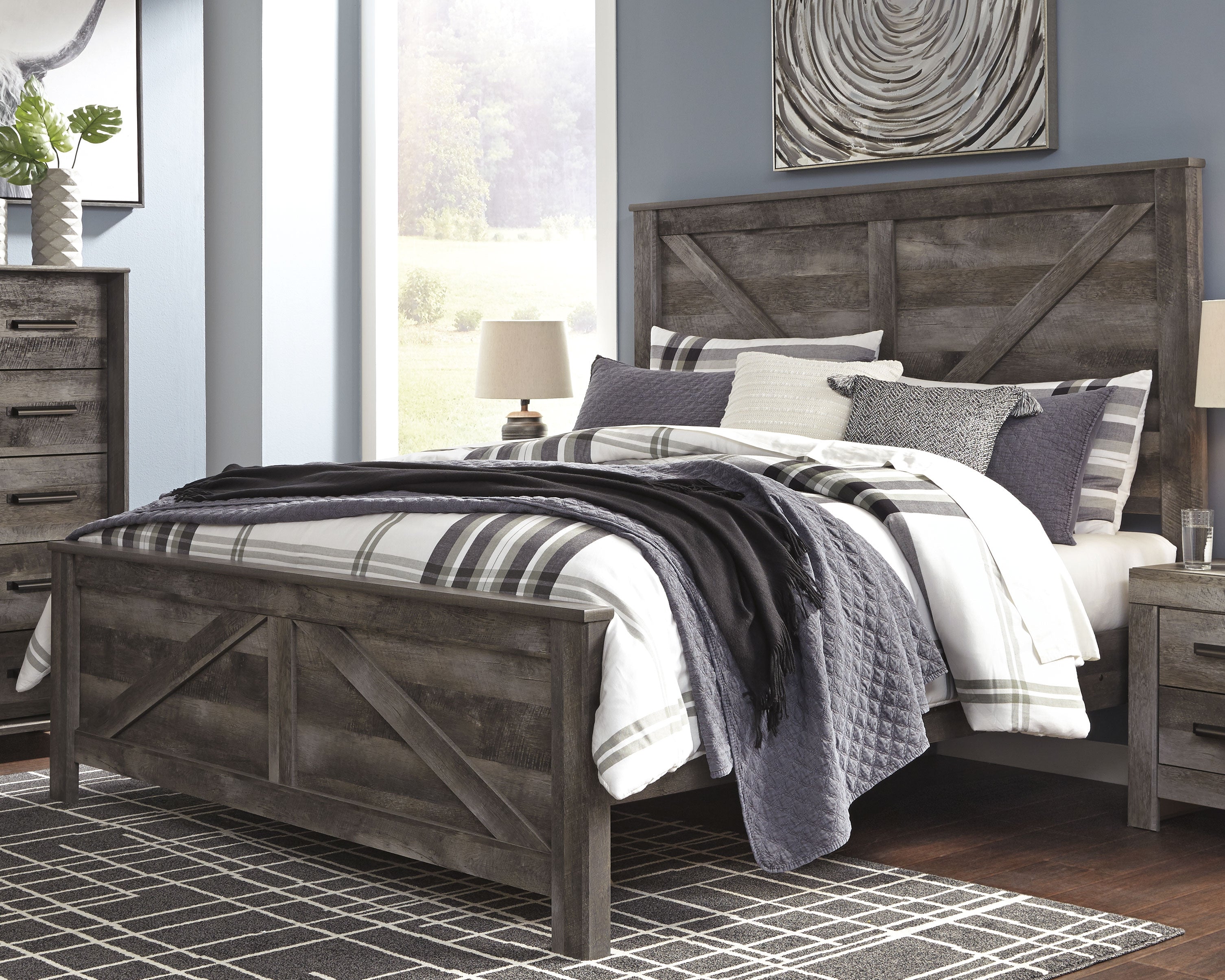 3 Brothers Decor - Ashley Furniture - Wynnlow Bedroom - King Crossbuck Panel Bed / Gray - B440B11