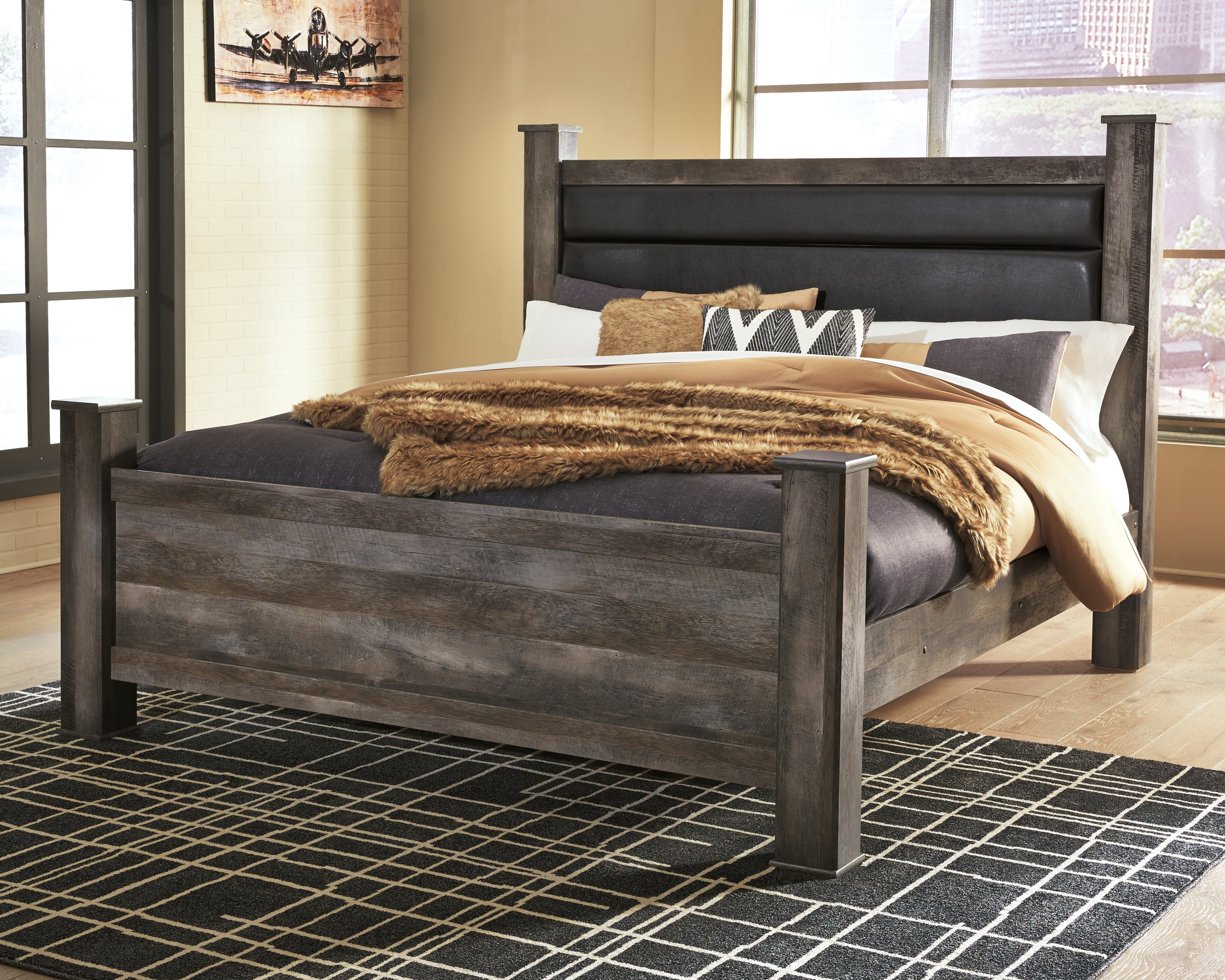 3 Brothers Decor - Ashley Furniture - Wynnlow Bedroom - King Poster Bed / Gray - B440B6