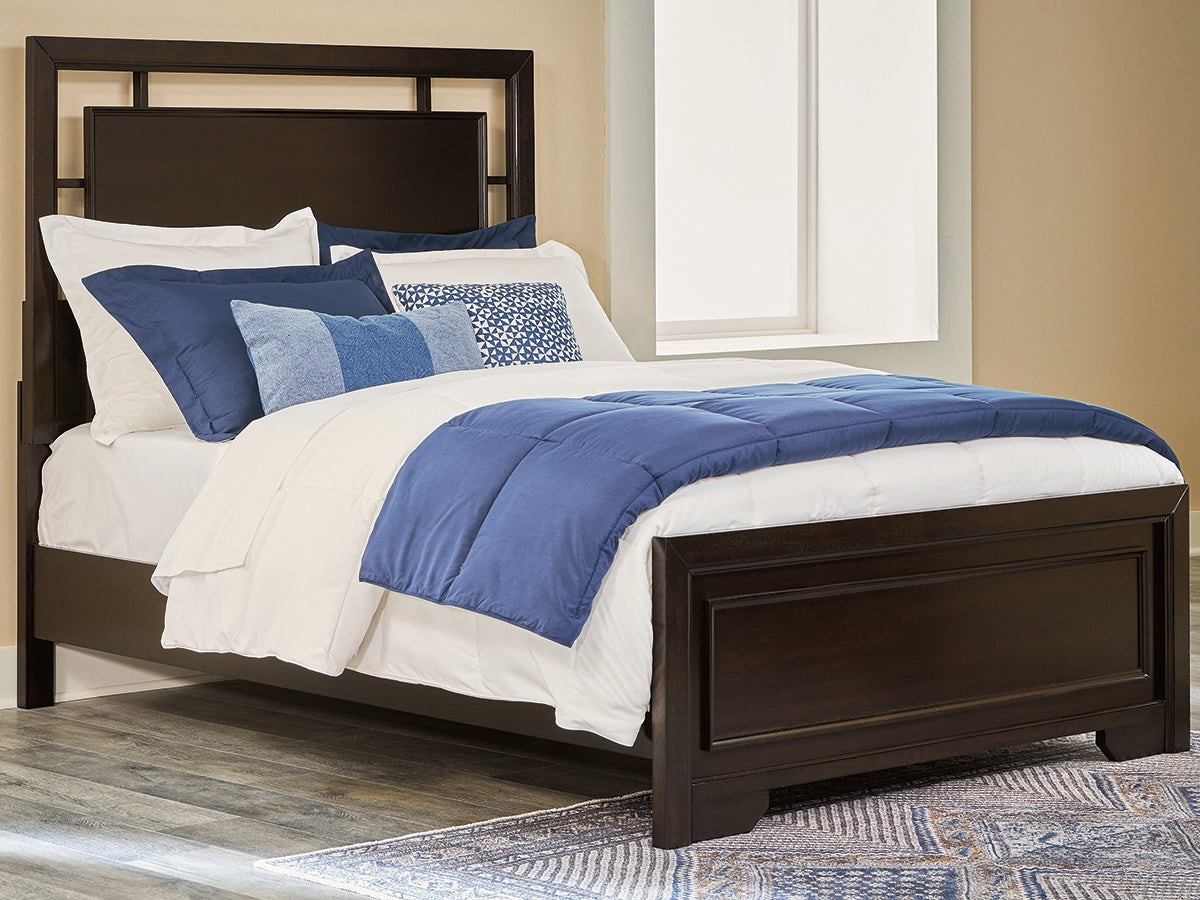 3 Brothers Decor - Ashley Furniture - Covetown Bedroom - Full Panel Bed / Dark Brown - B441B4