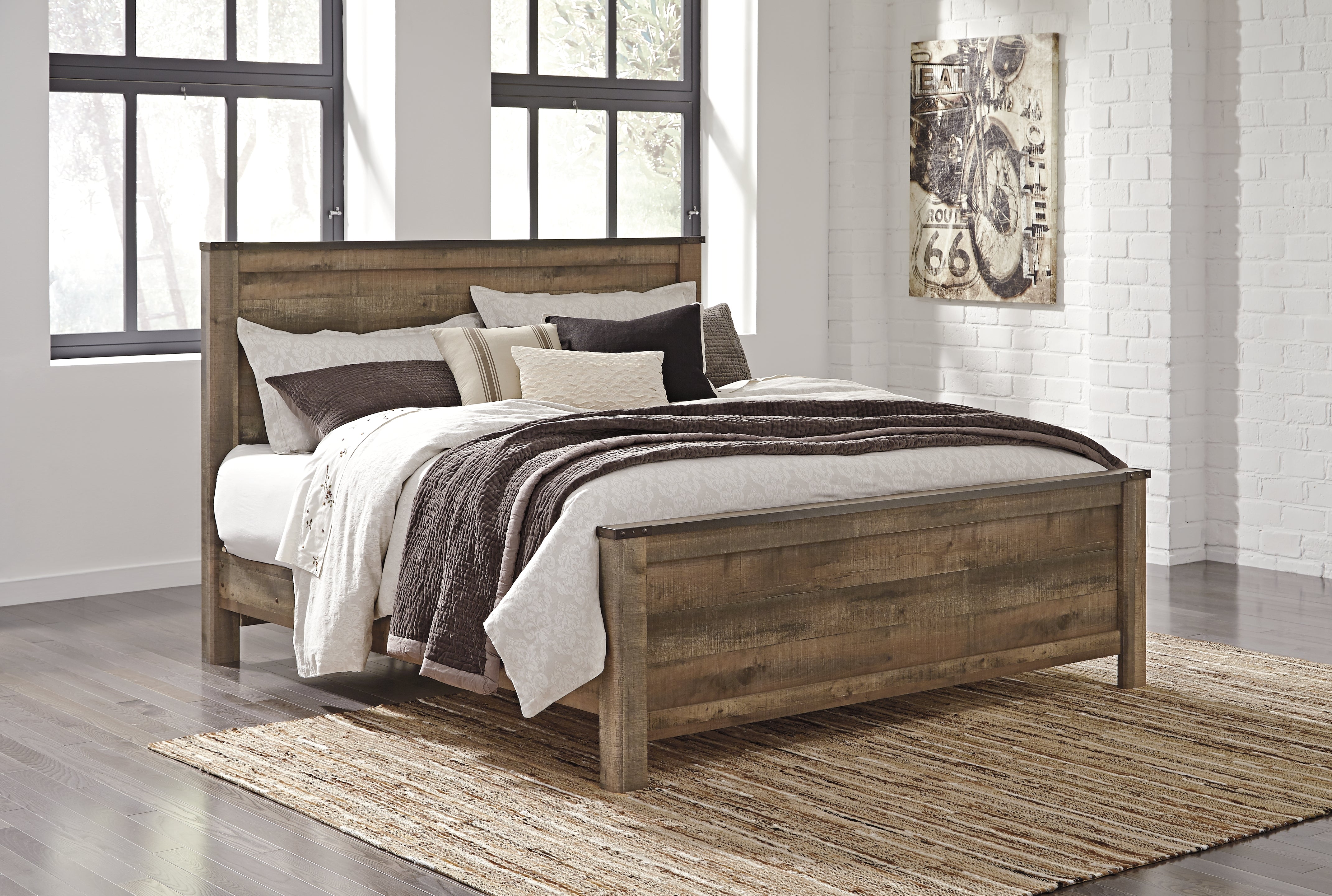 3 Brothers Decor - Ashley Furniture - Trinell Bedroom - King Panel Bed / Brown - B446B23