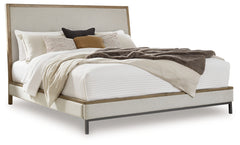 Tomtyn Bedroom