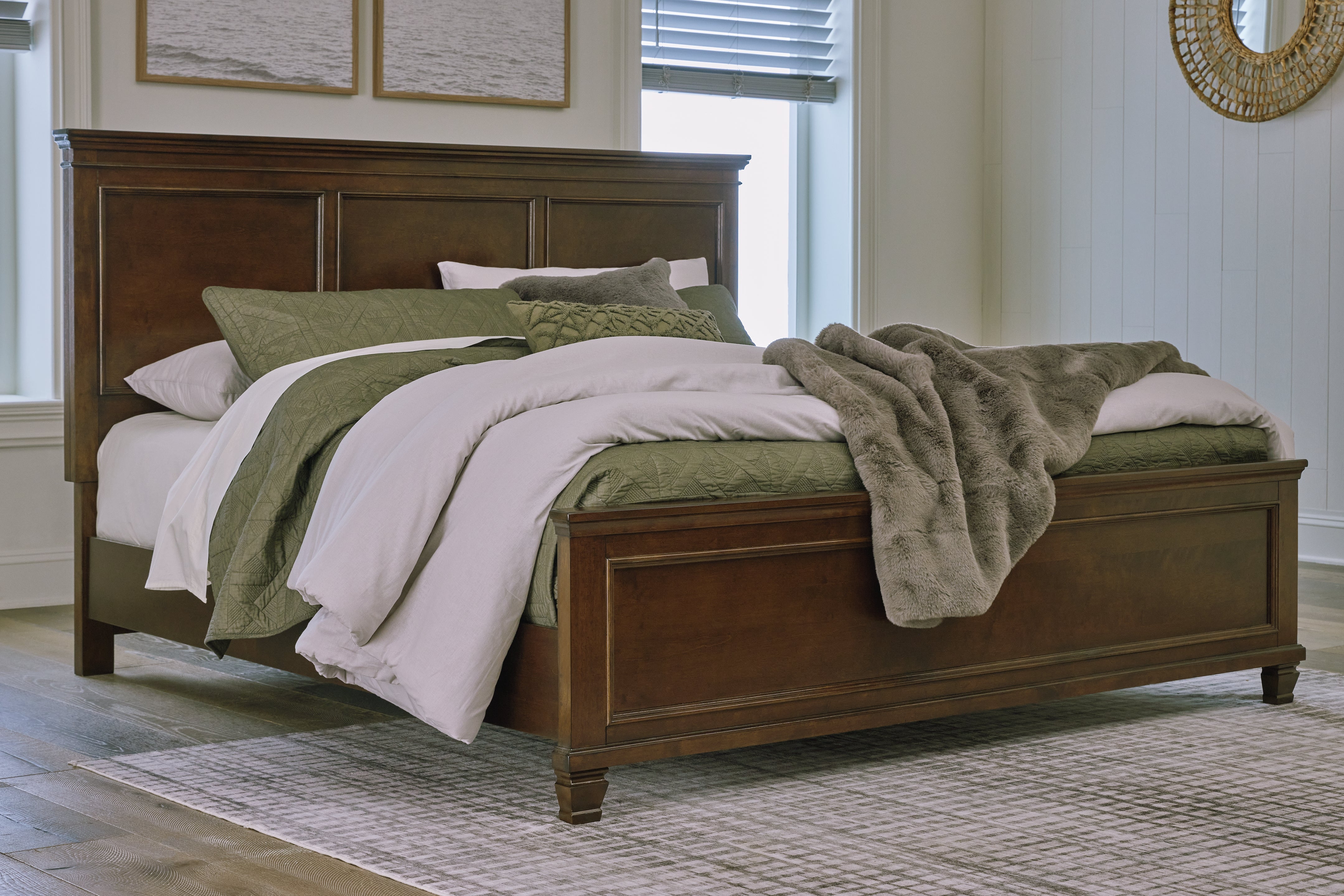 3 Brothers Decor - Ashley Furniture - Danabrin Bedroom - King Panel Bed / Brown - B685B4