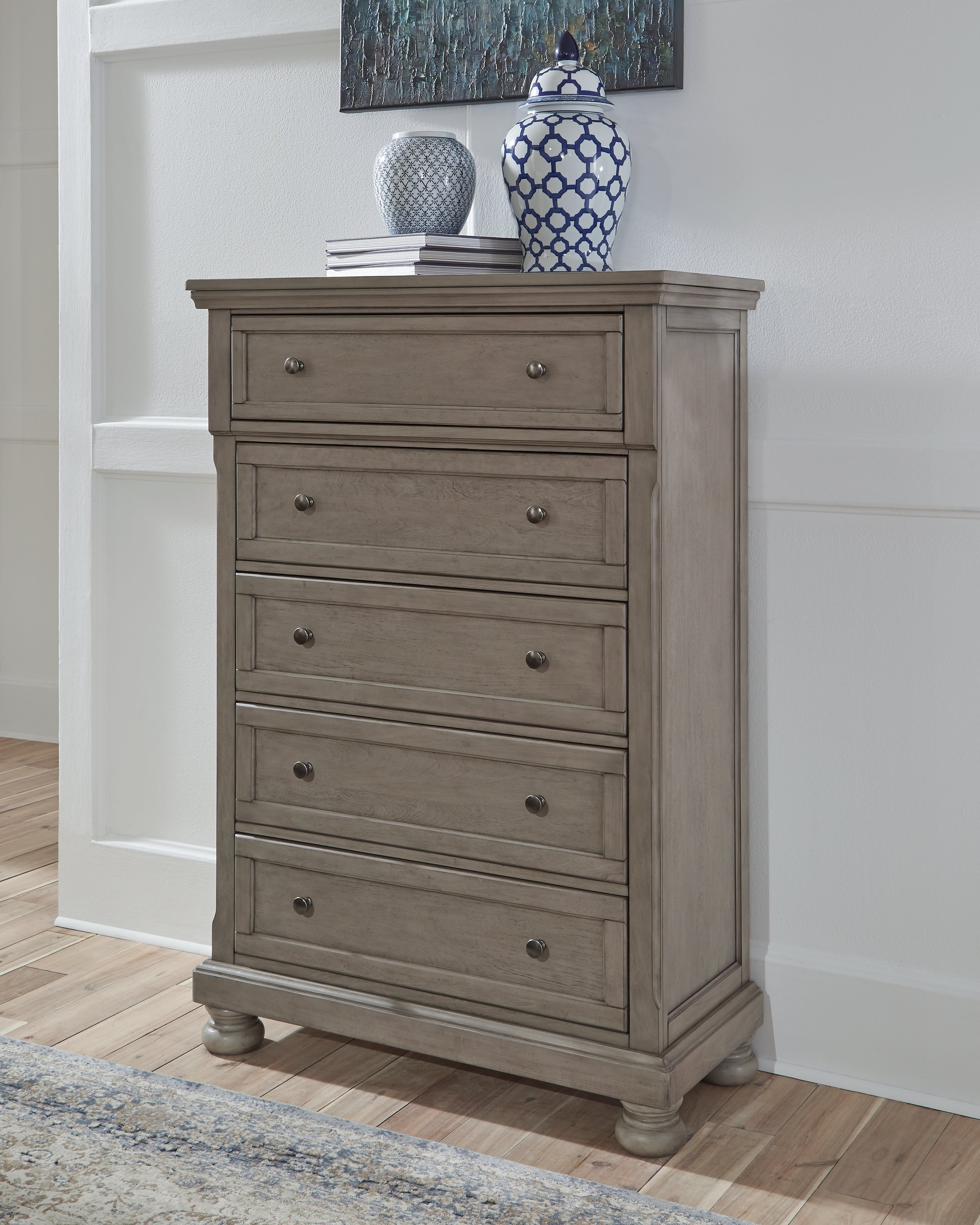 3 Brothers Decor - Ashley Furniture - Lettner Bedroom - Five Drawer Chest / Light Gray - B733-46