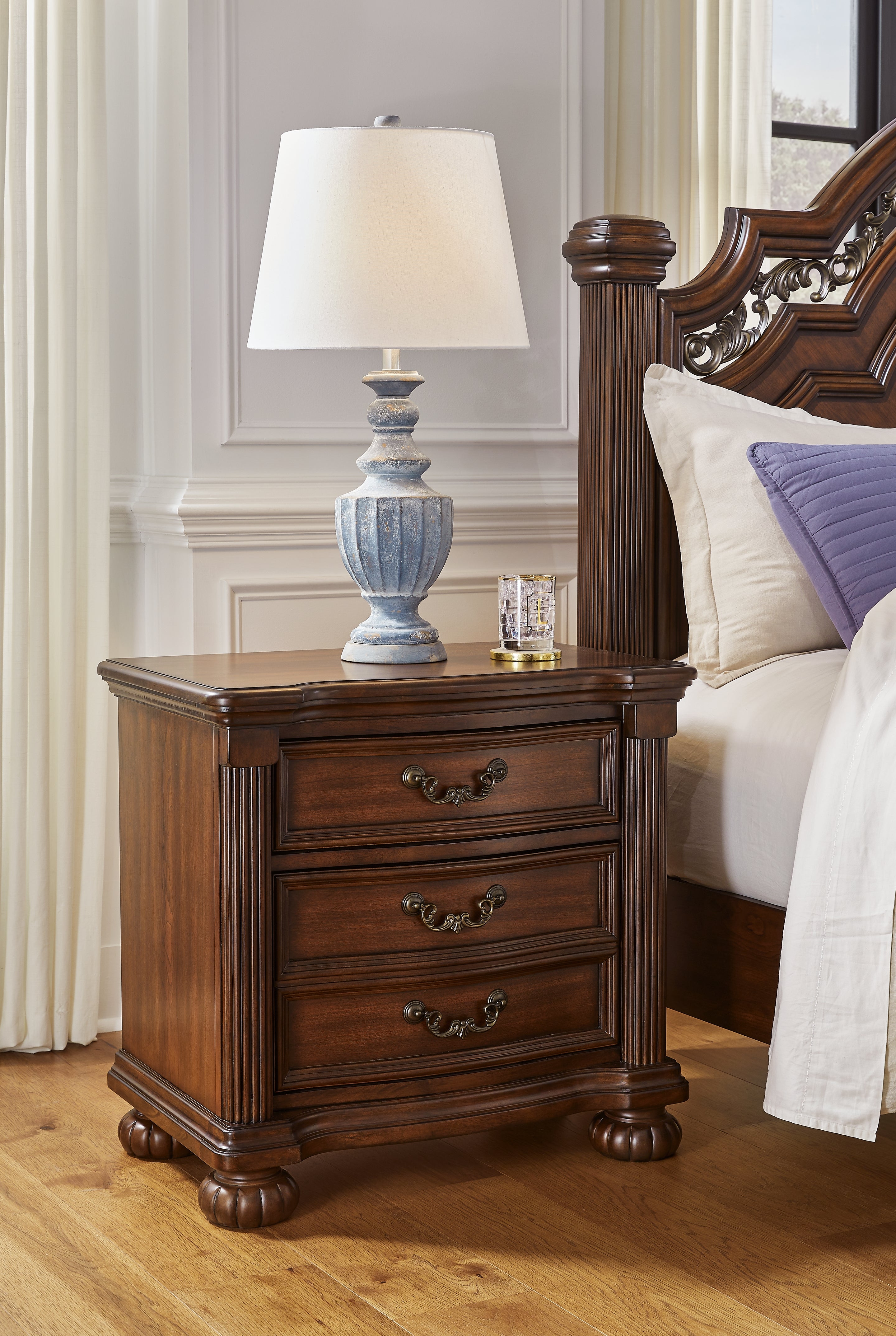 3 Brothers Decor - Ashley Furniture - Lavinton Bedroom - Three Drawer Night Stand / Brown - B764-93