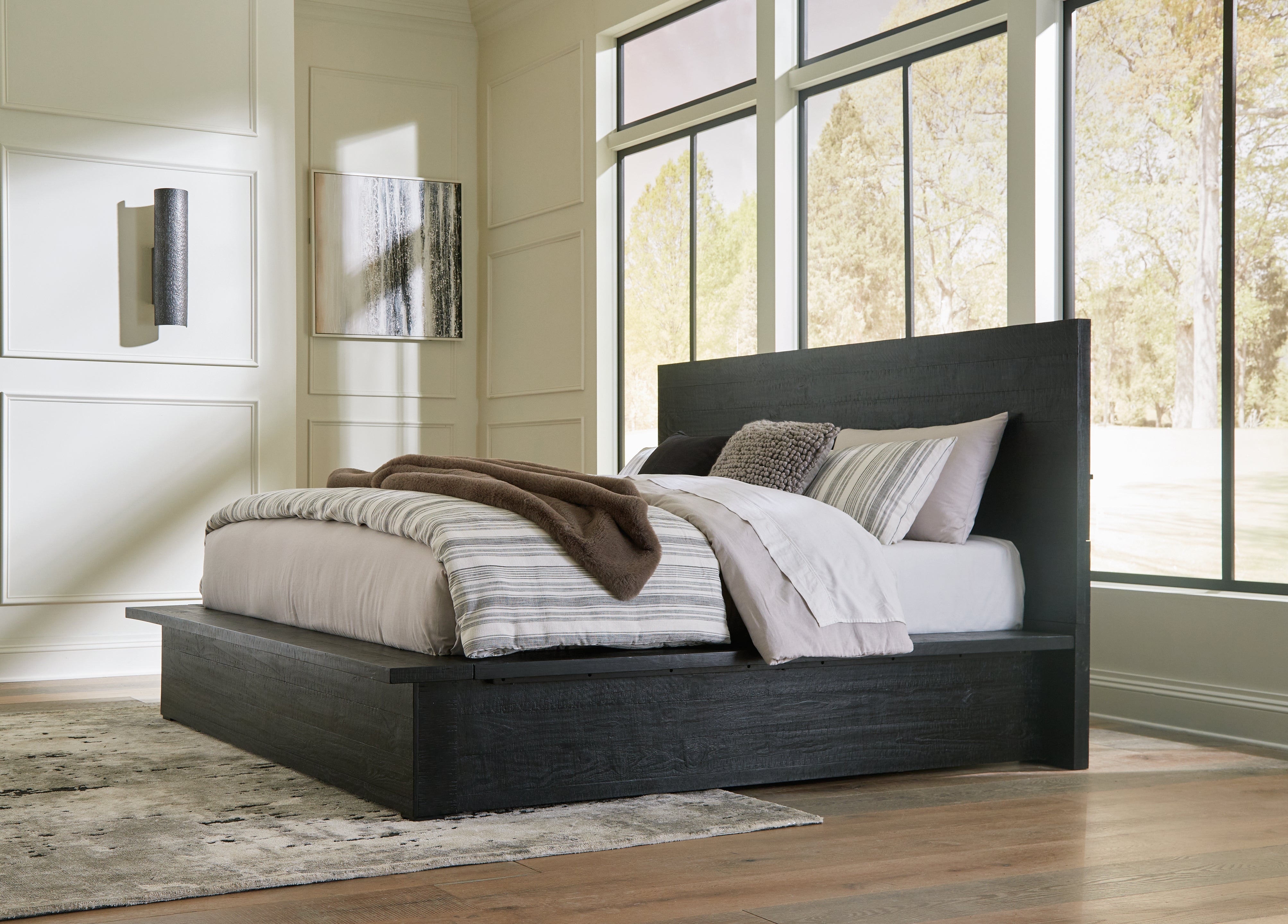 3 Brothers Decor - Ashley Furniture - Londer Bedroom - King Panel Bed / Black - B768B4