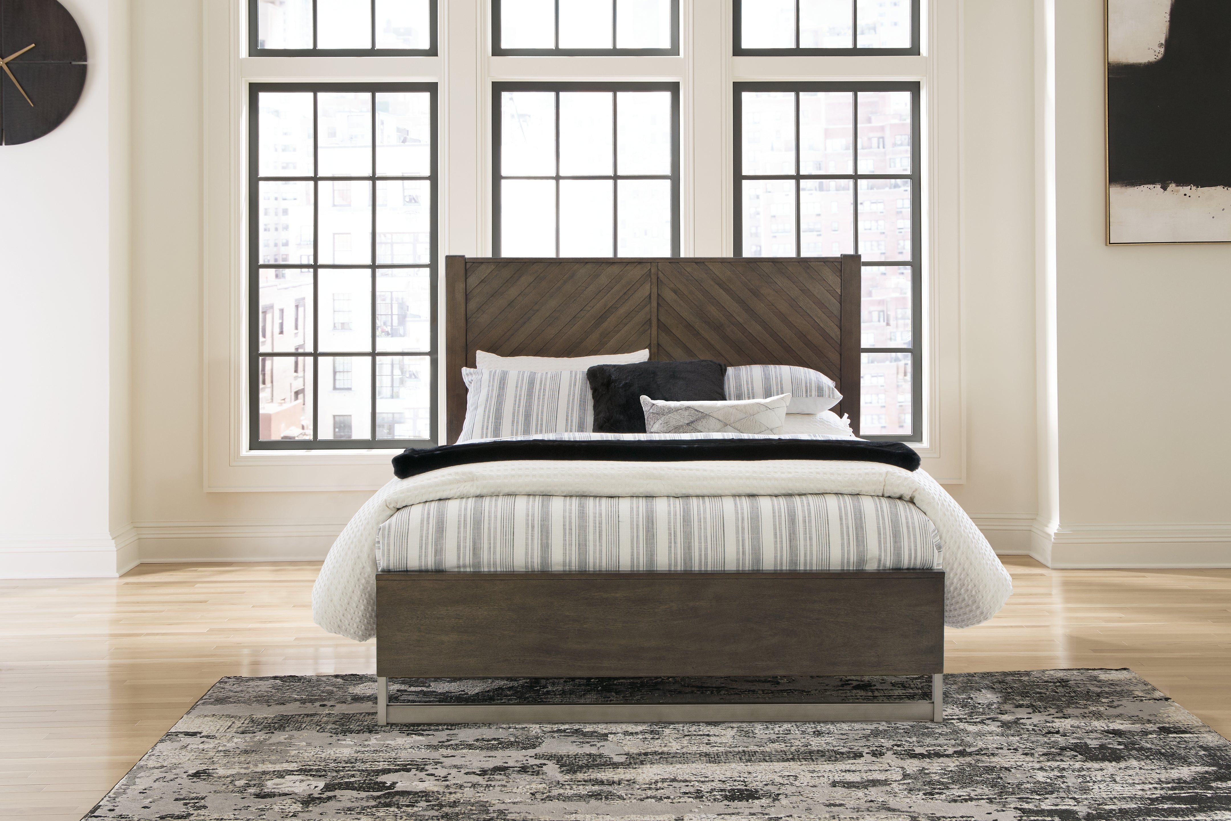 3 Brothers Decor - Ashley Furniture - Arkenton Bedroom - Queen Panel Bed / Grayish Brown - B786B2